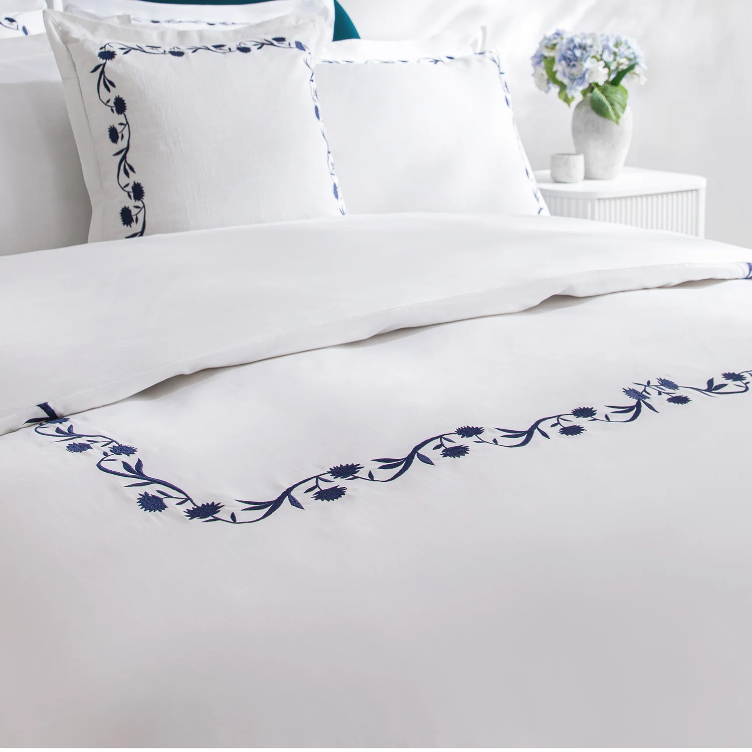 Adeline Midnight Blue Floral Embroidered 600 Thread Count Cotton Sateen Duvet Set - Image 6