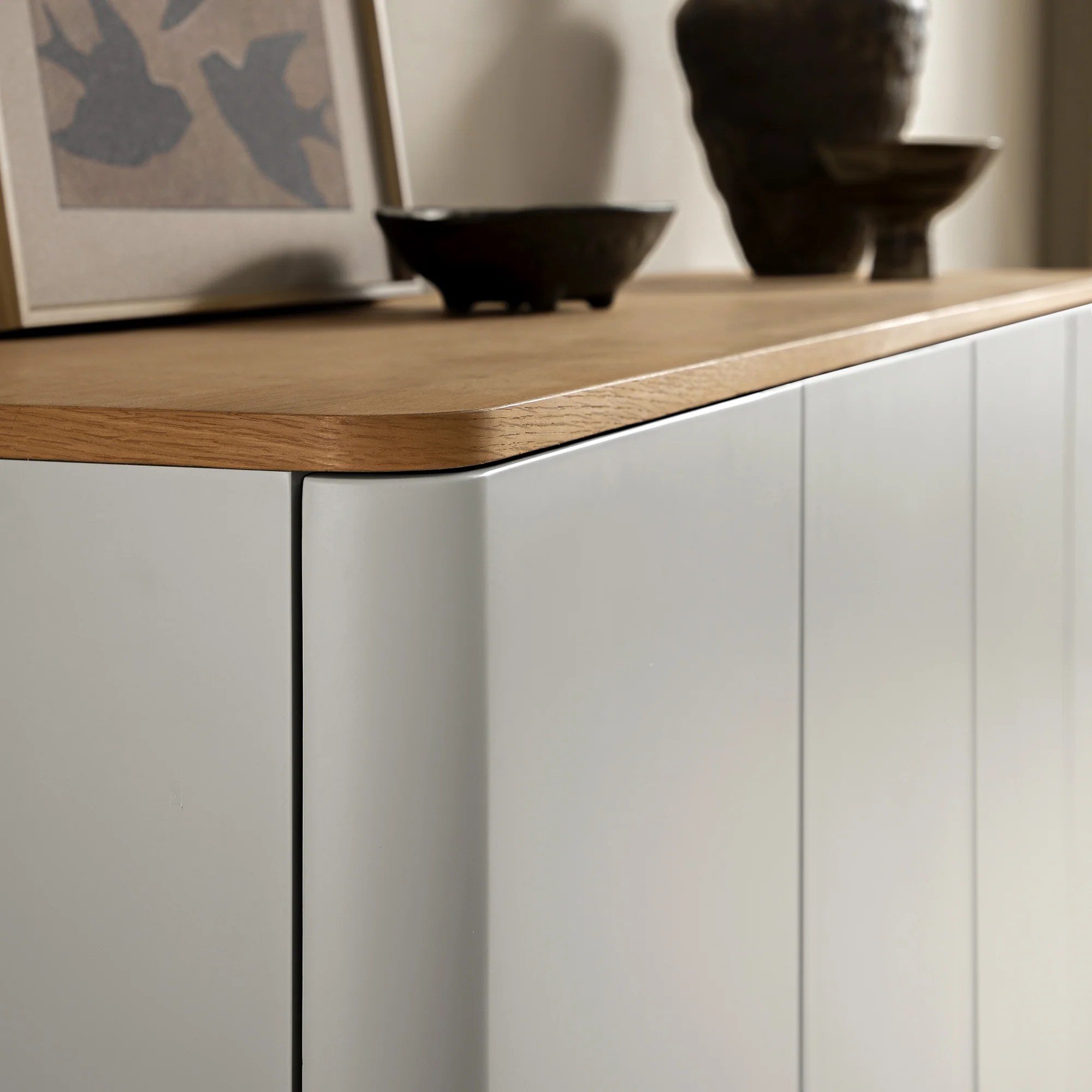 Agnes Curved Edge 150cm Wide Sideboard, Dove Grey with Oak Top - Image 4
