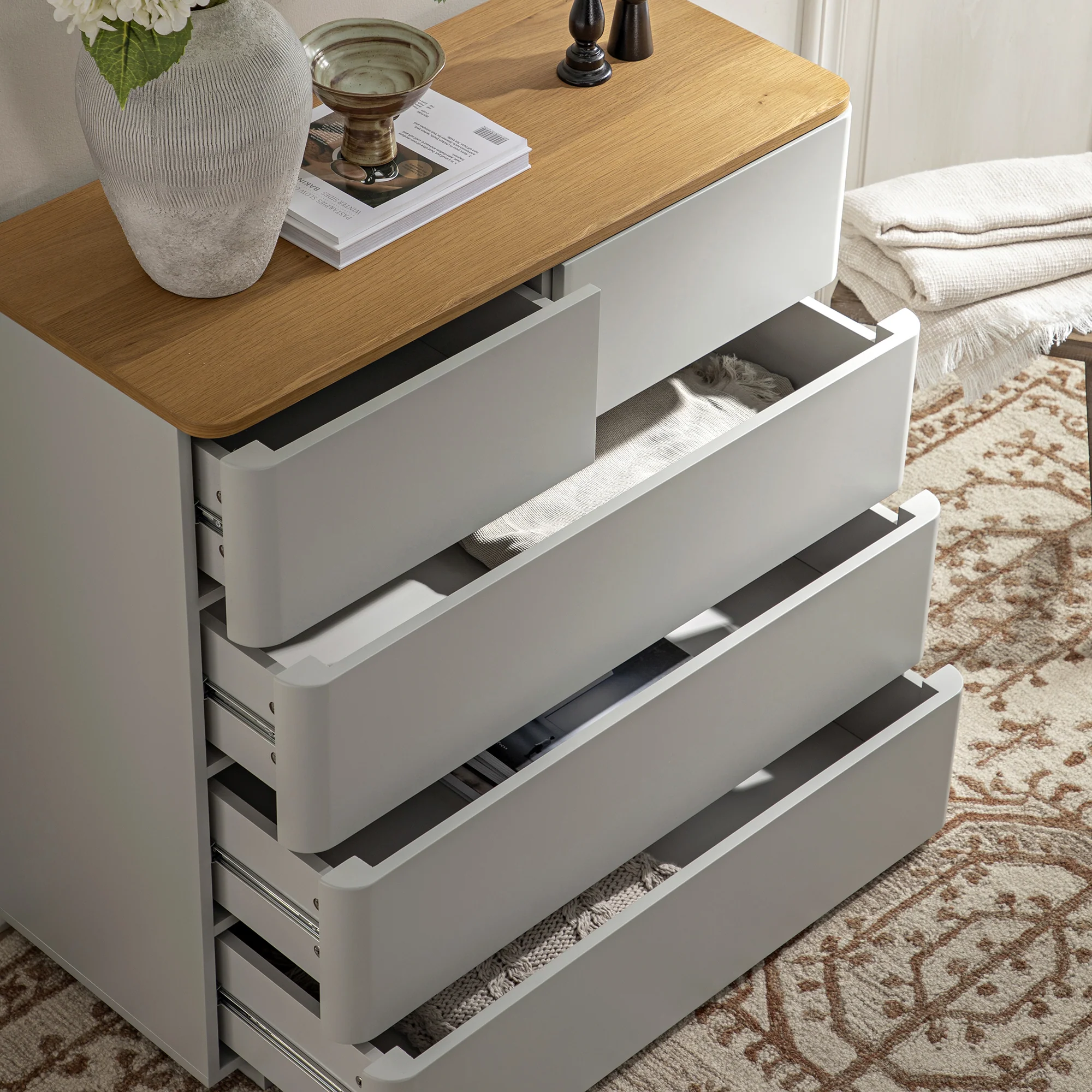 Agnes Curved Edge 2 over 3 Chest of Drawers, Dove Grey with Oak Top - Image 4