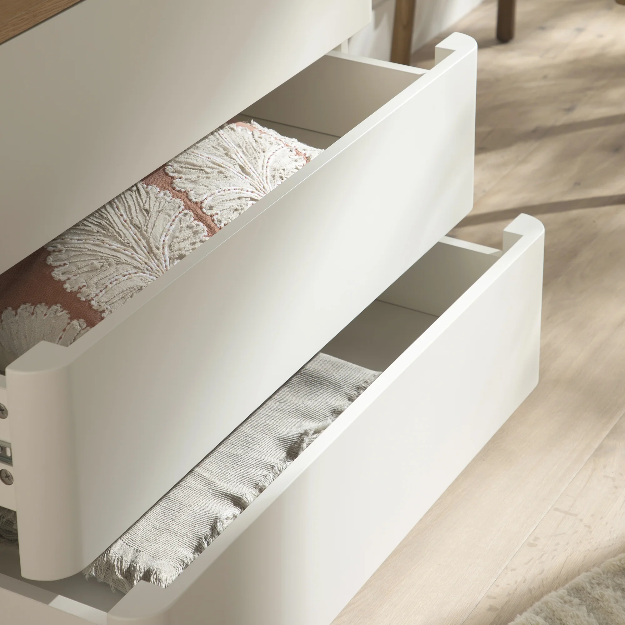 Agnes Curved Edge Chest of 3 Drawers, White - Image 3