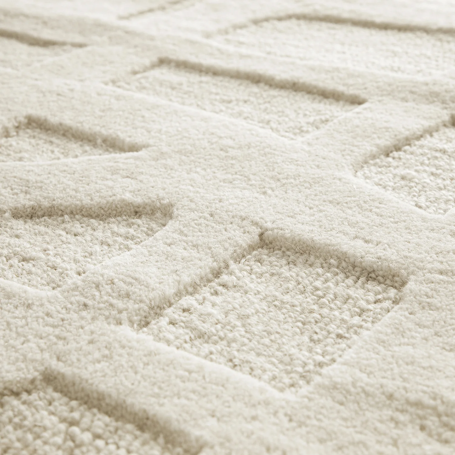 Alessio Ivory Hand Tufted Wool Rug - Image 4