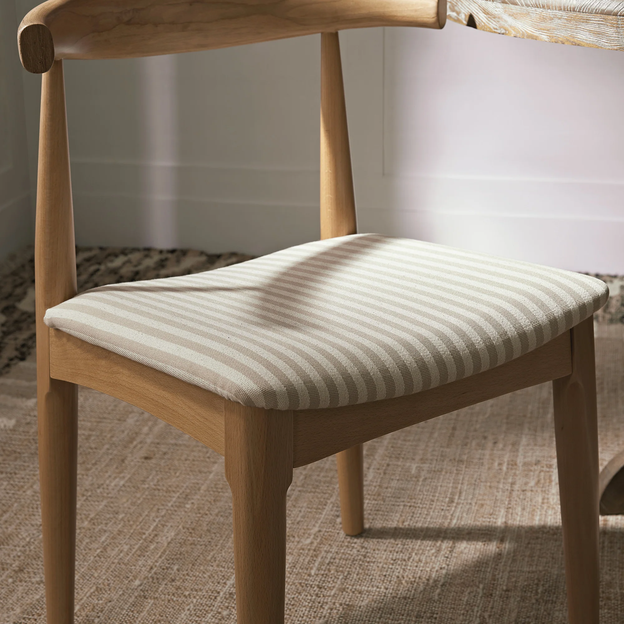 Arley Set of 2 Beech Wood Dining Chairs, Natural and Light Taupe Striped - Image 5