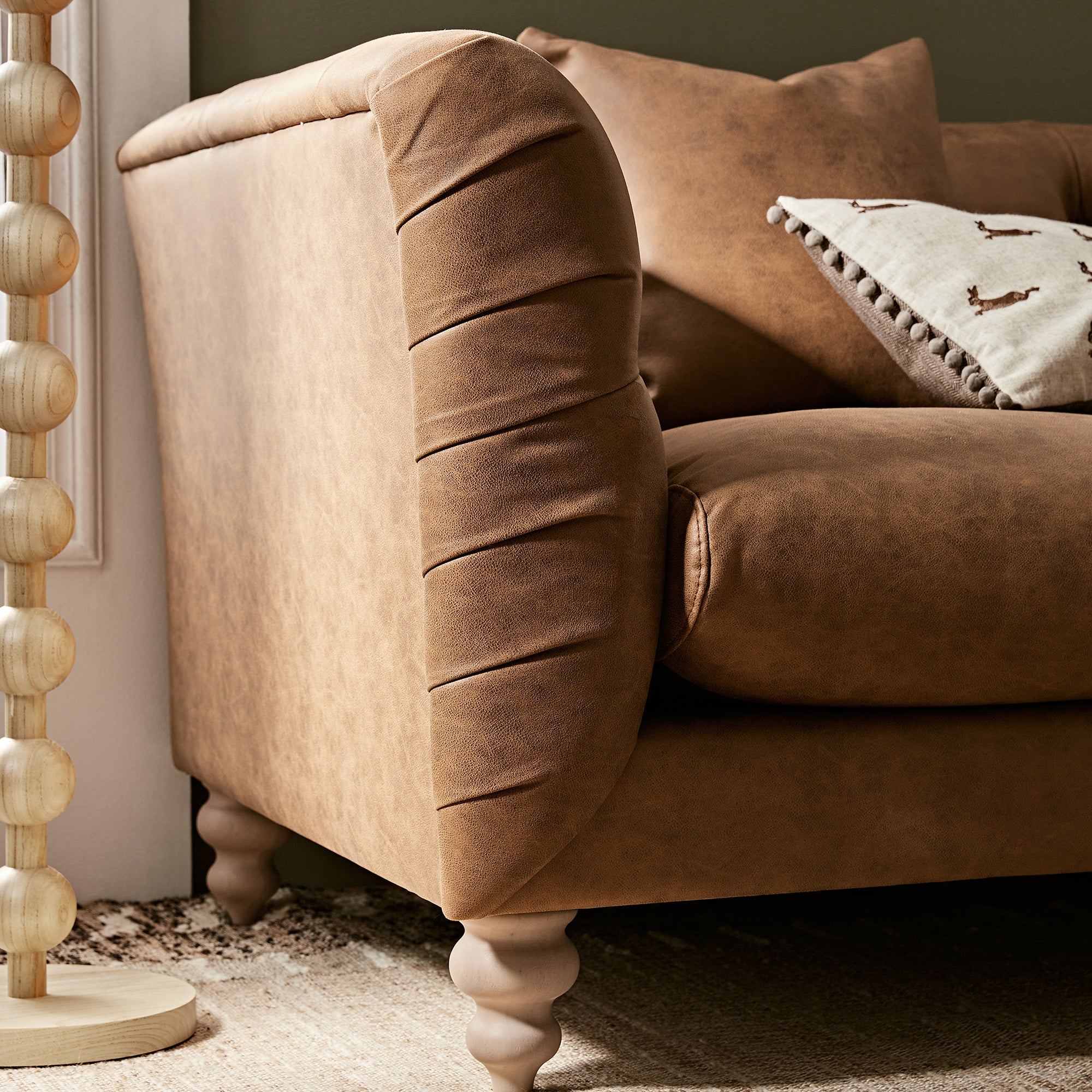 Ashby Chesterfield 2-Seater Sofa, Tan Faux Leather - Image 4