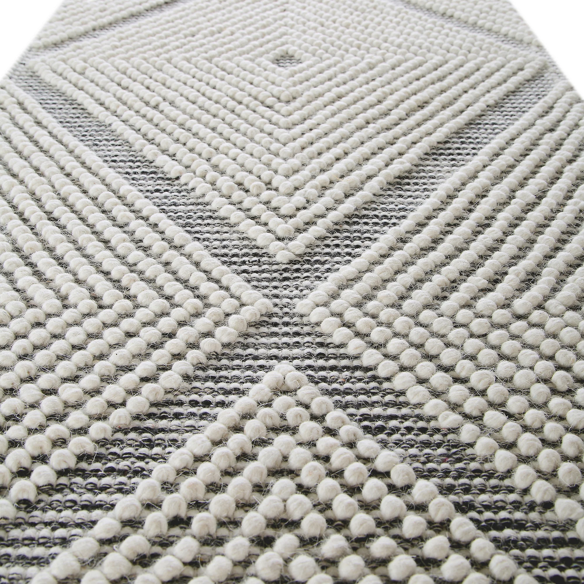 Avanti Handwoven Salt and Pepper Diamond Bobble Wool Runner - Image 8