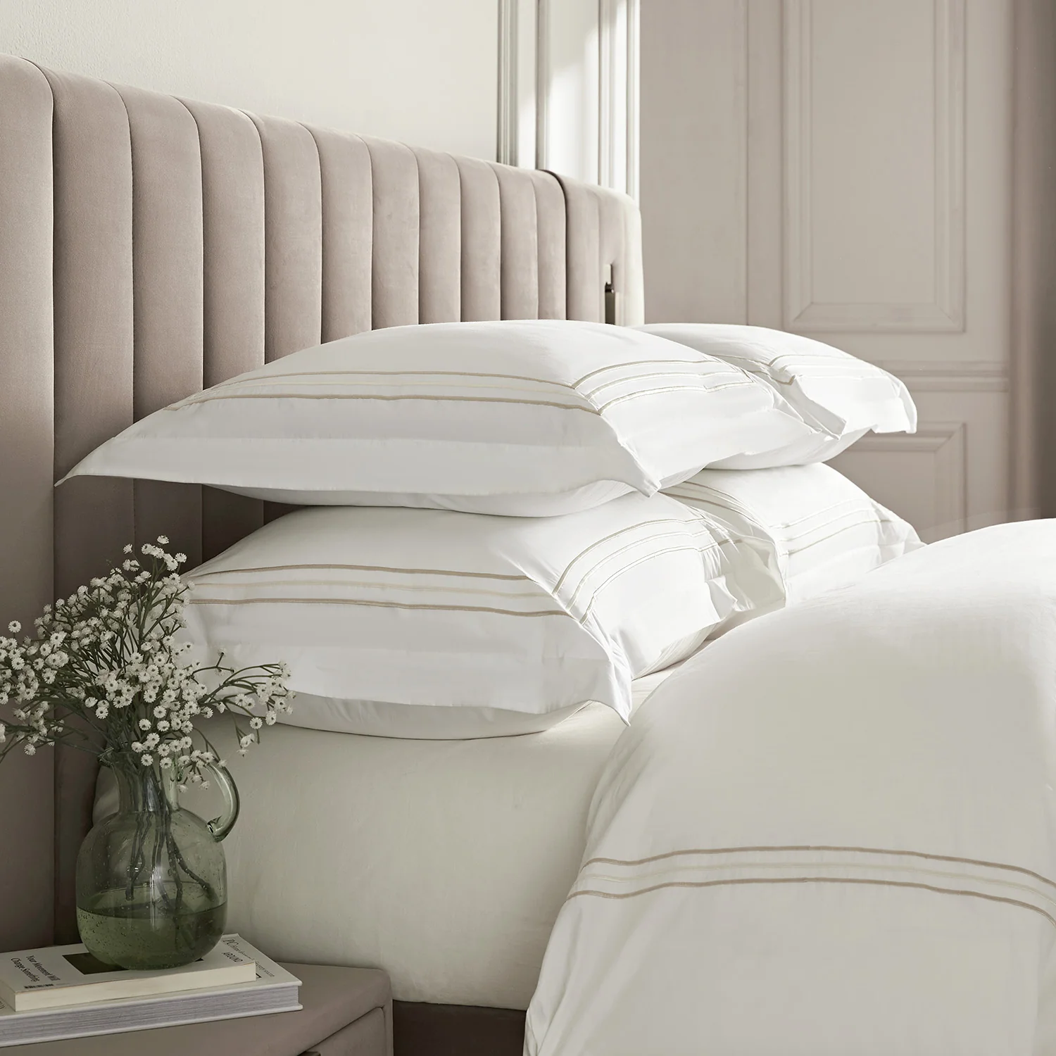 Belvedere Champagne Gold Cord Embroidered 300 Thread Count Cotton Percale Duvet Set - Image 4