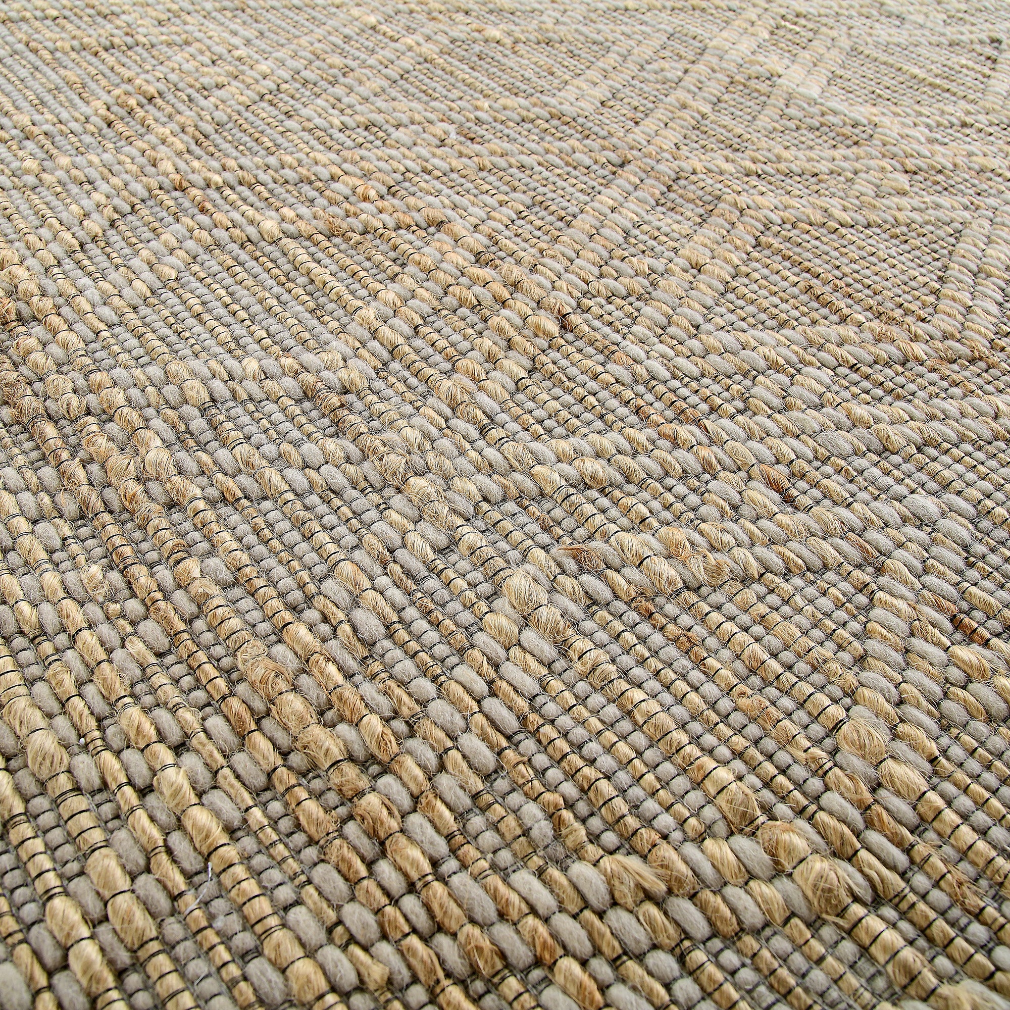 Cambria Wool and Jute Handwoven Patterned Round Rug - Image 7