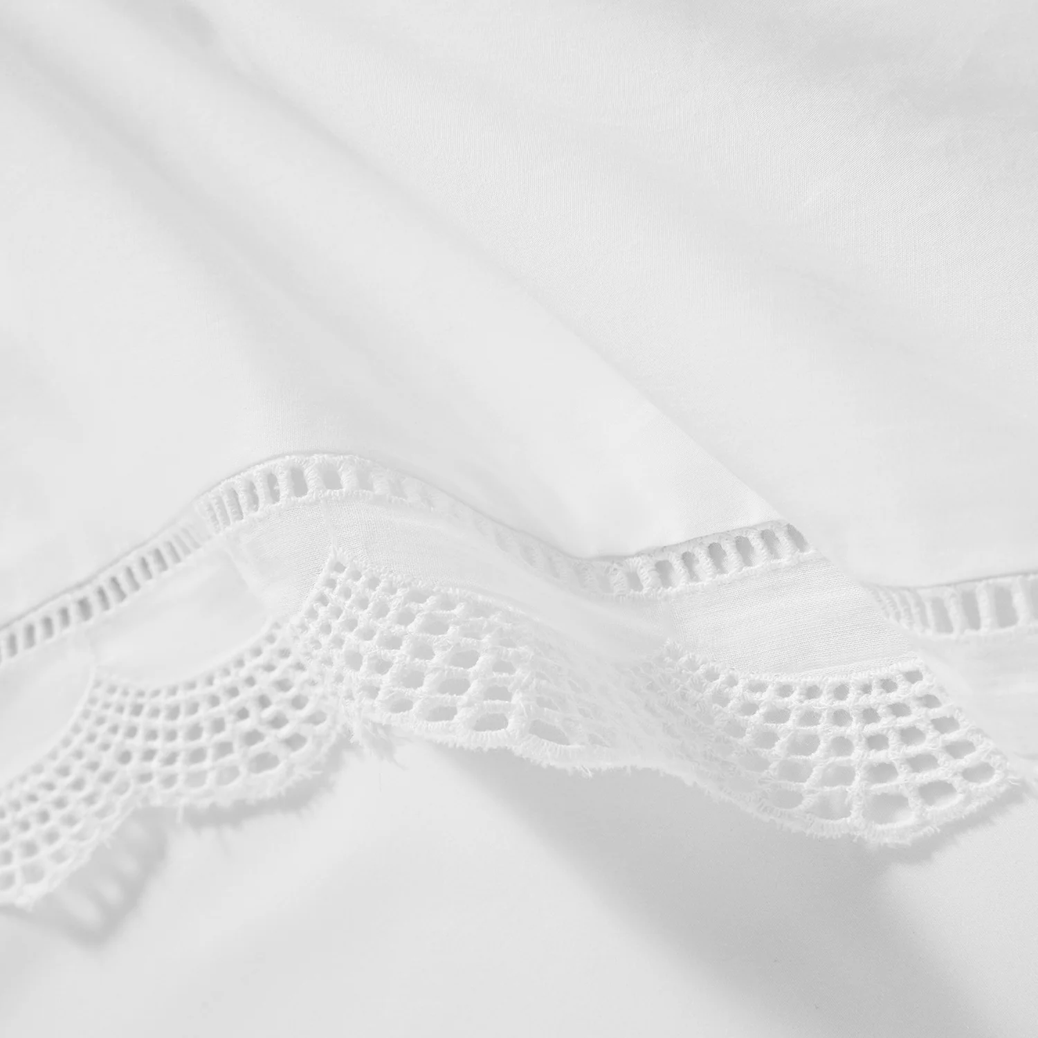 Castillo White Lace 300 Thread Count Cotton Percale Duvet Set - Image 11
