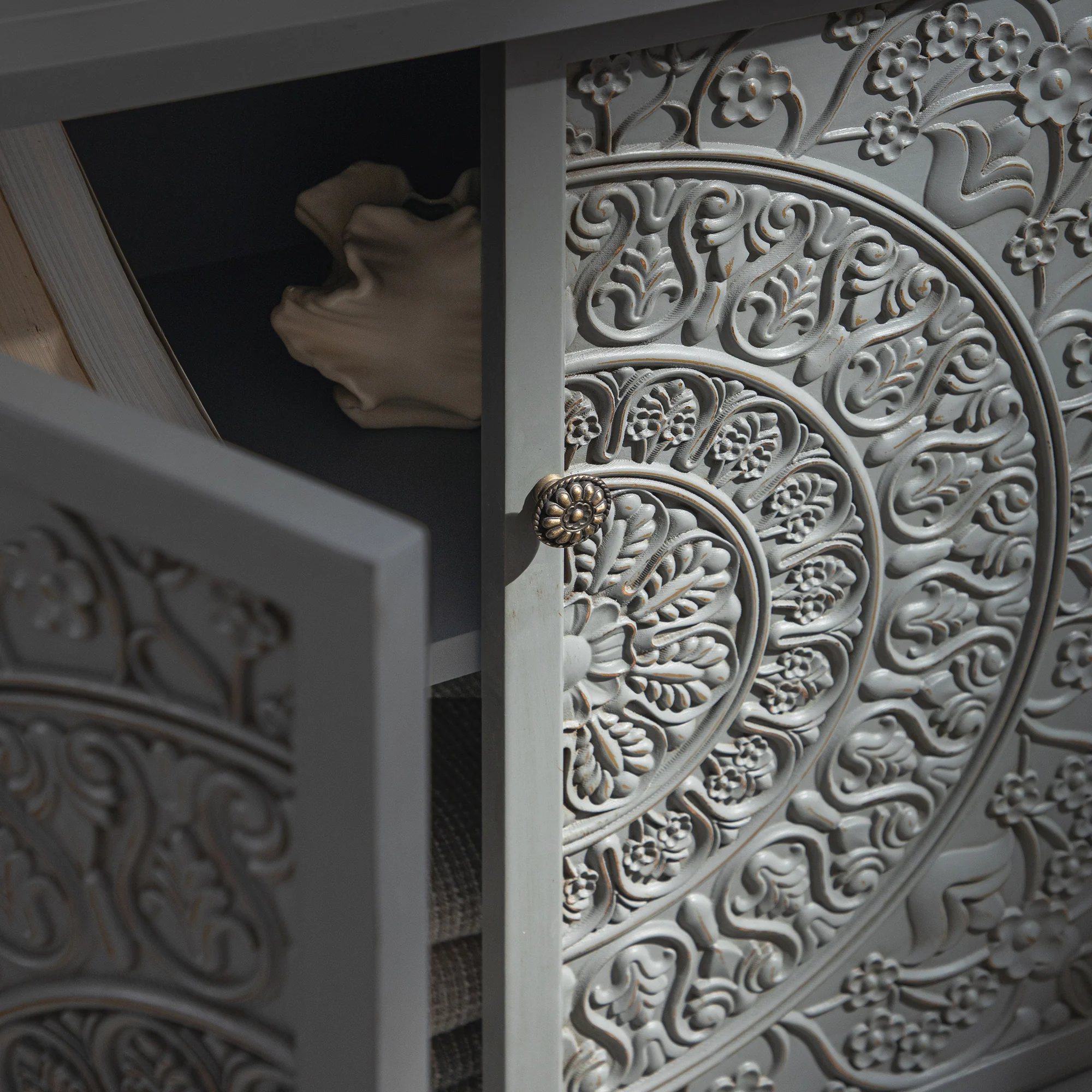 Chantilly Mid Grey Carved Small Sideboard - Image 6