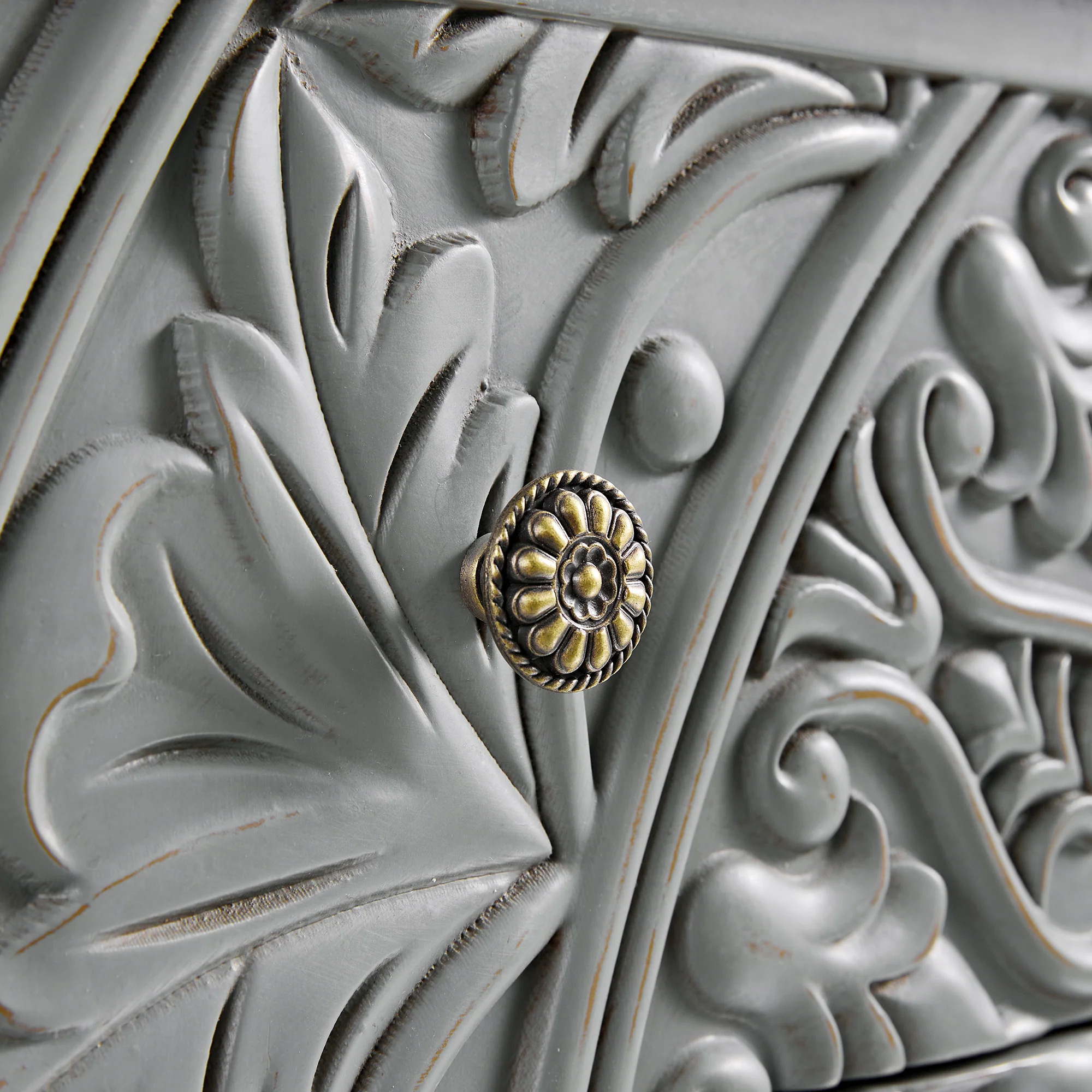 Chantilly Mid Grey Carved Wide 6 Drawer Chest - Image 13