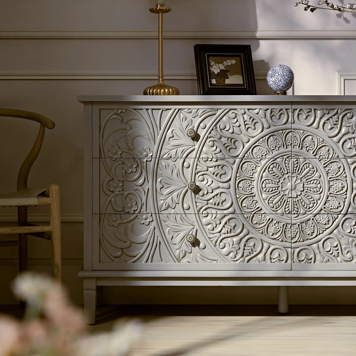 Chantilly Mid Grey Carved Wide 6 Drawer Chest - Image 4