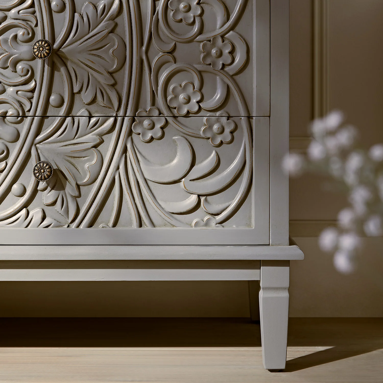 Chantilly Mid Grey Carved Wide 6 Drawer Chest - Image 5