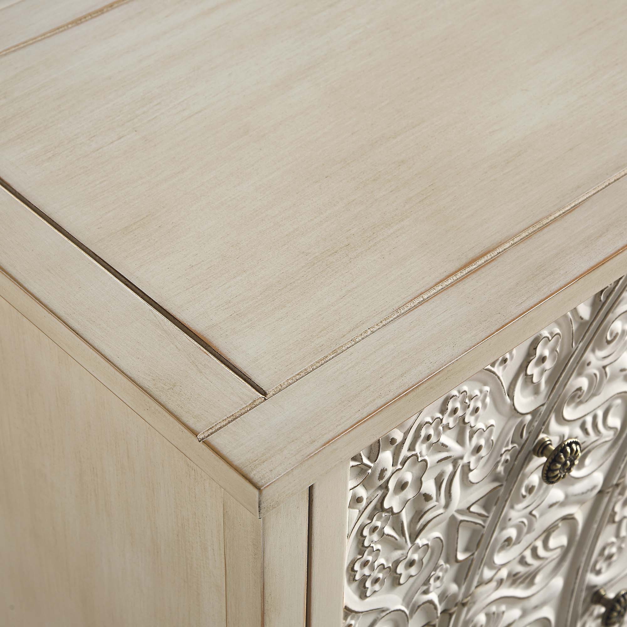 Chantilly Whitewashed Carved 3 over 4 Drawer Chest - Image 13