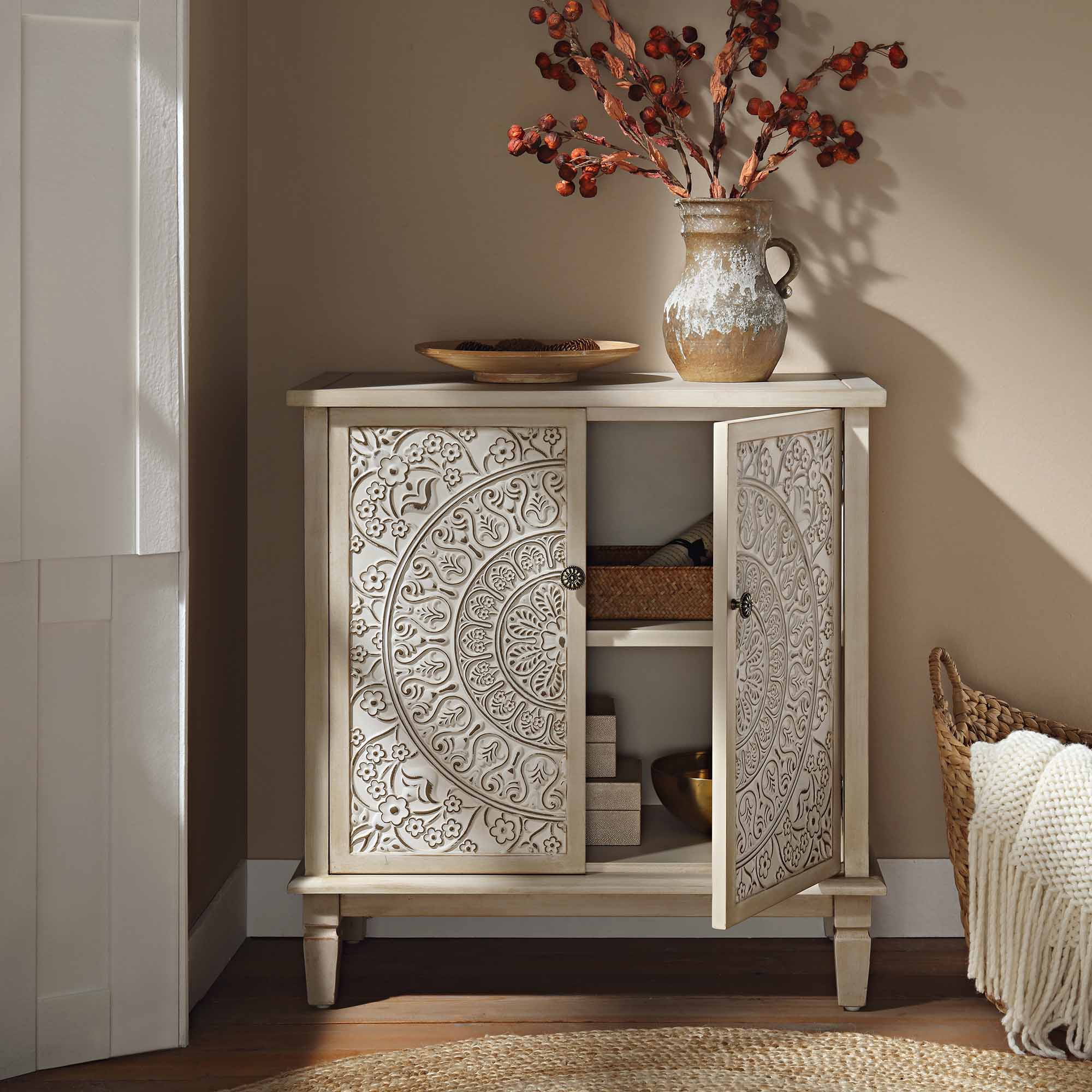 Chantilly Whitewashed Carved Small Sideboard - Image 3