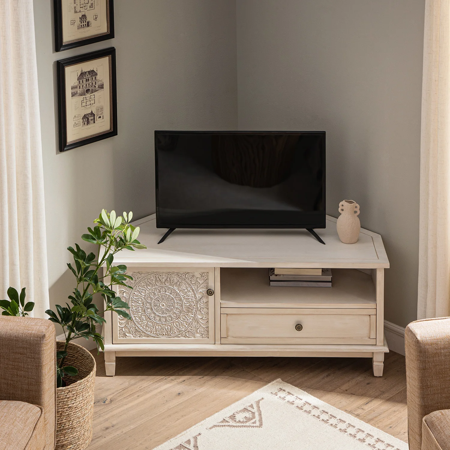 Chantilly Whitewashed Corner TV Unit - Image 4