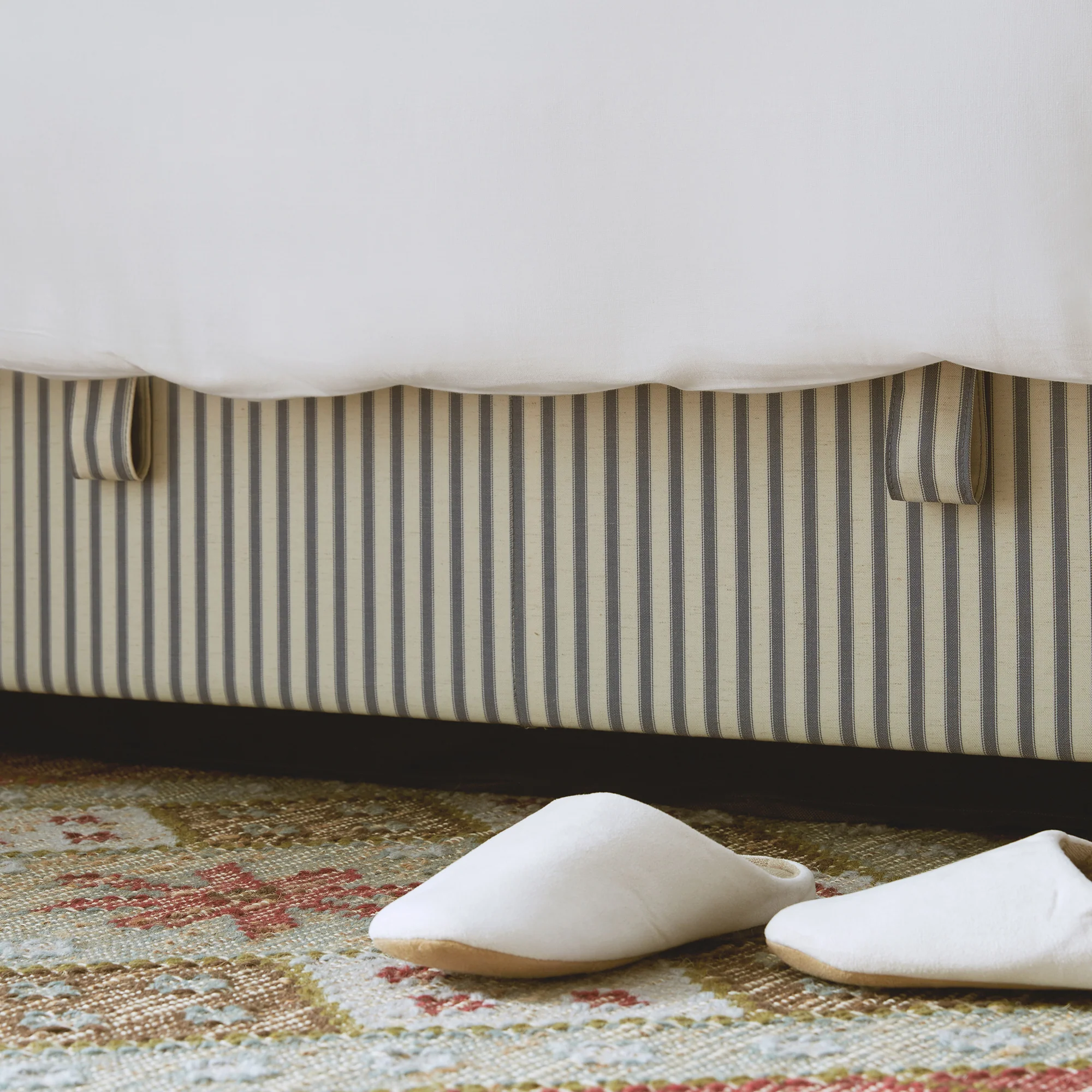 Chilworth Upholstered Ottoman Storage Bed, Blue Stripe Linen Blend - Image 9