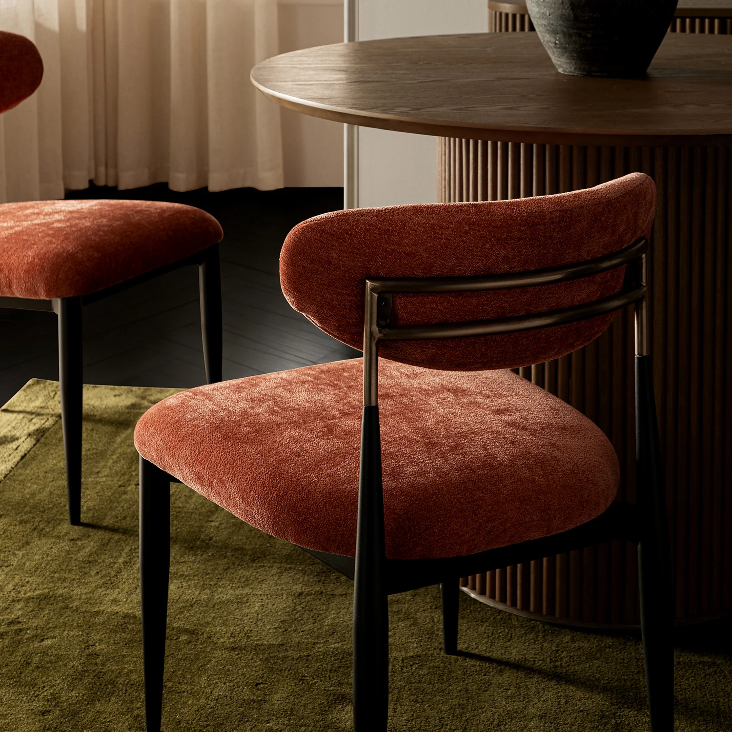 Dagmar Set of 2 Dining Chairs, Rust Chenille | Black Frame - Image 3