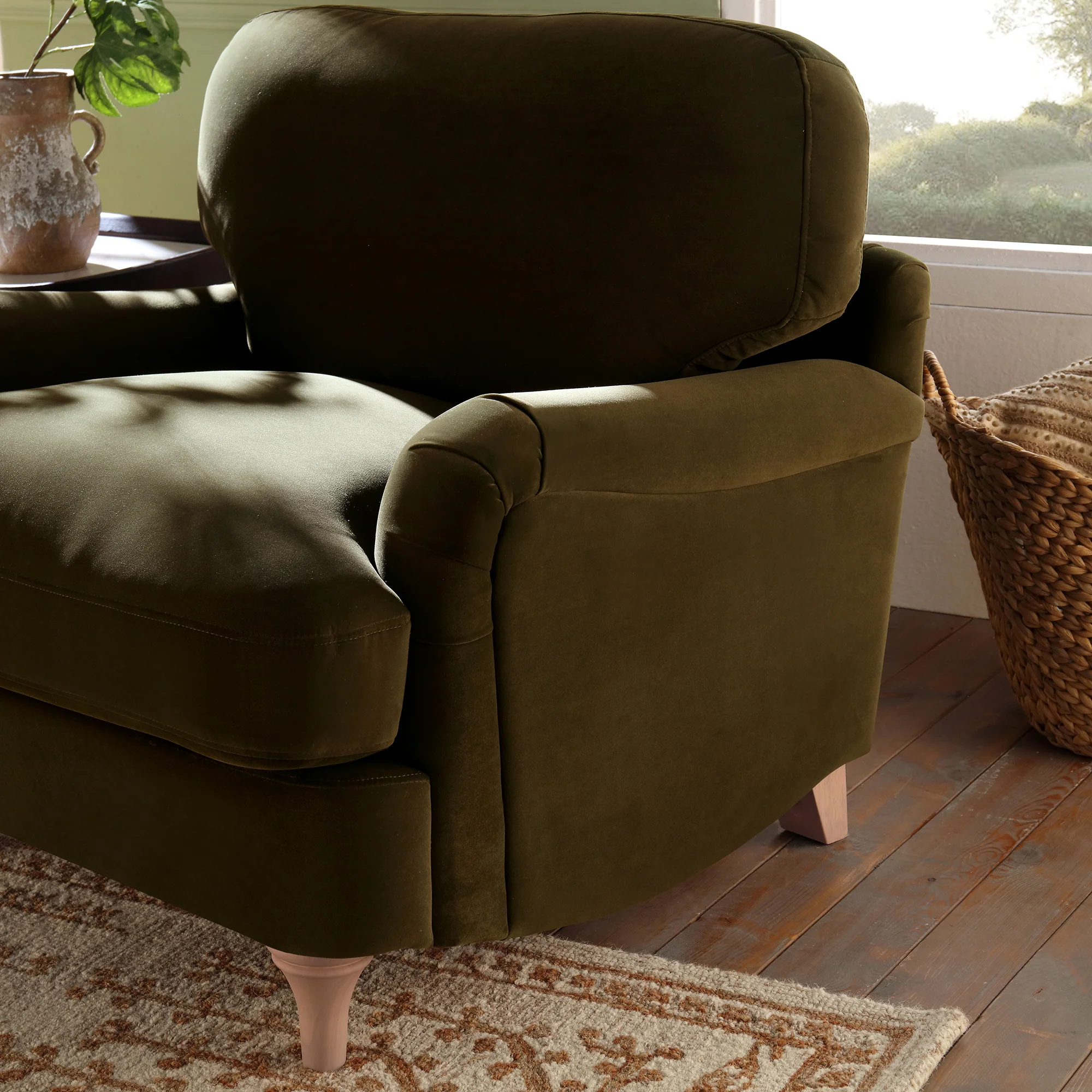 Daphnis Seaweed Velvet Sofa, 1-Seater - Image 3
