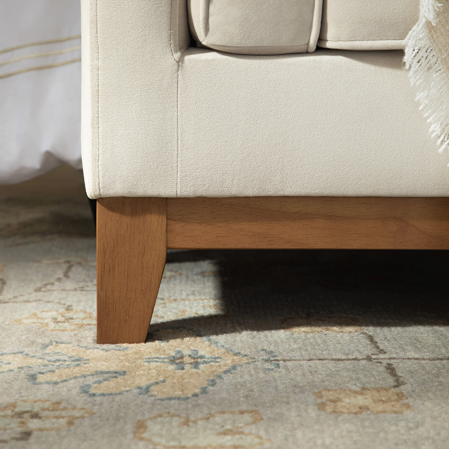 Dipley Champagne Velvet Upholstered Bench - Image 6