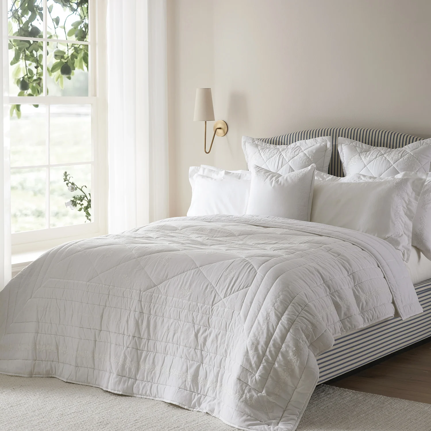 Esmeralda White Floral Embroidered Quilted Linen Blend Bedspread - Image 2