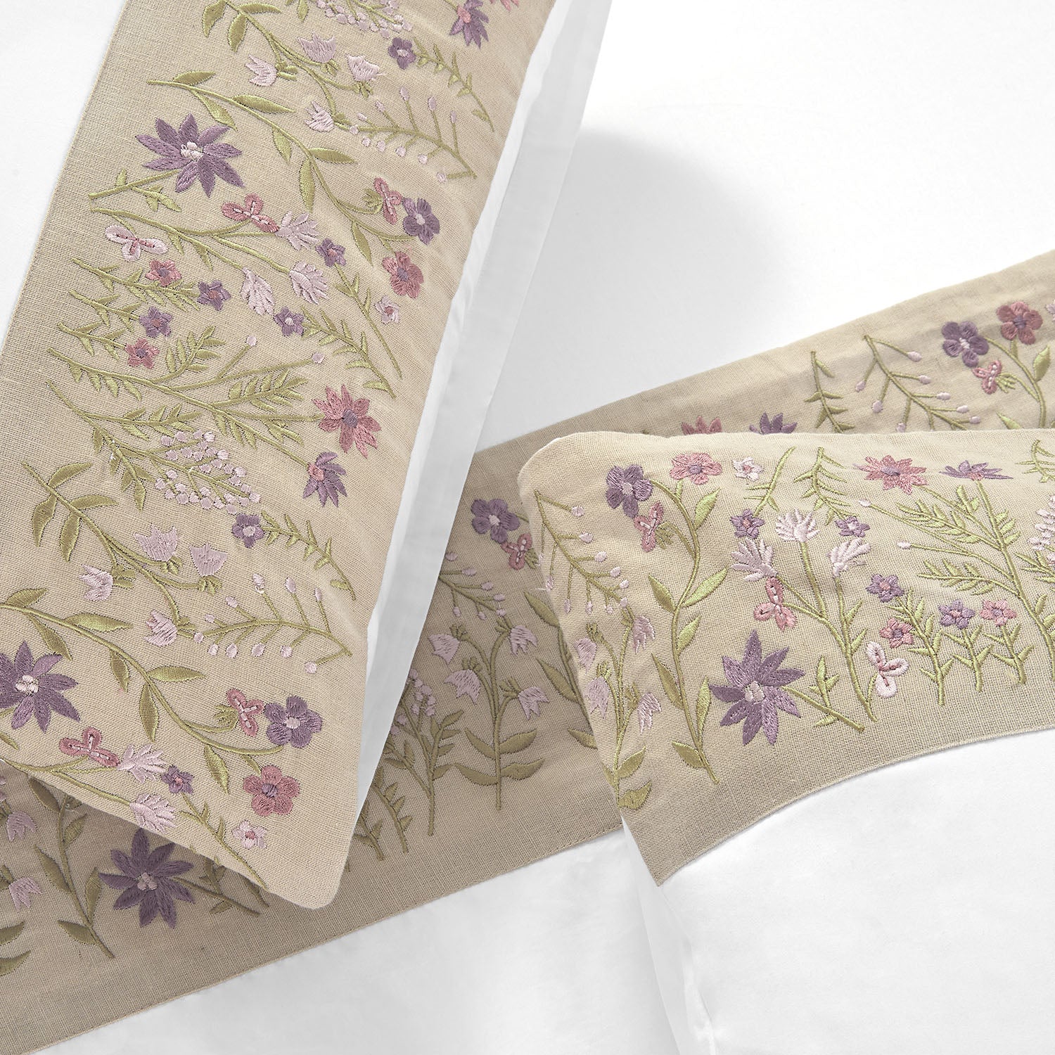Evelyn Wildflower Embroidered 300 Thread Count Cotton Percale Duvet Set - Image 8