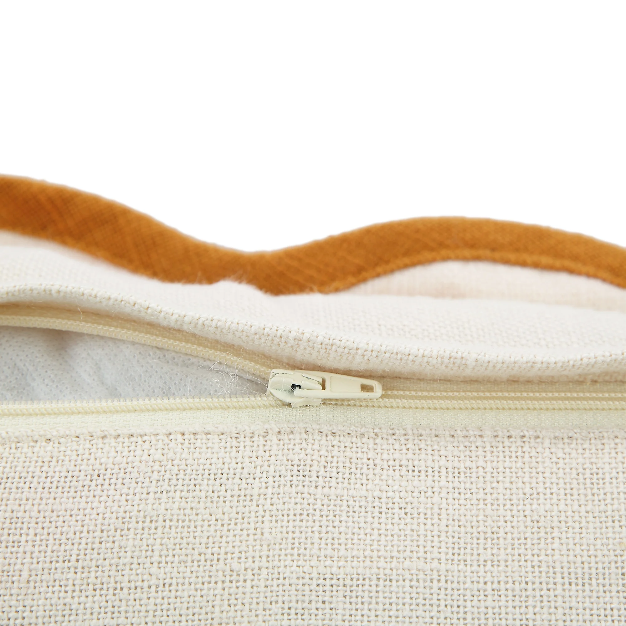 Evie Linen Butterscotch Scalloped Rectangular Cushion - Image 4
