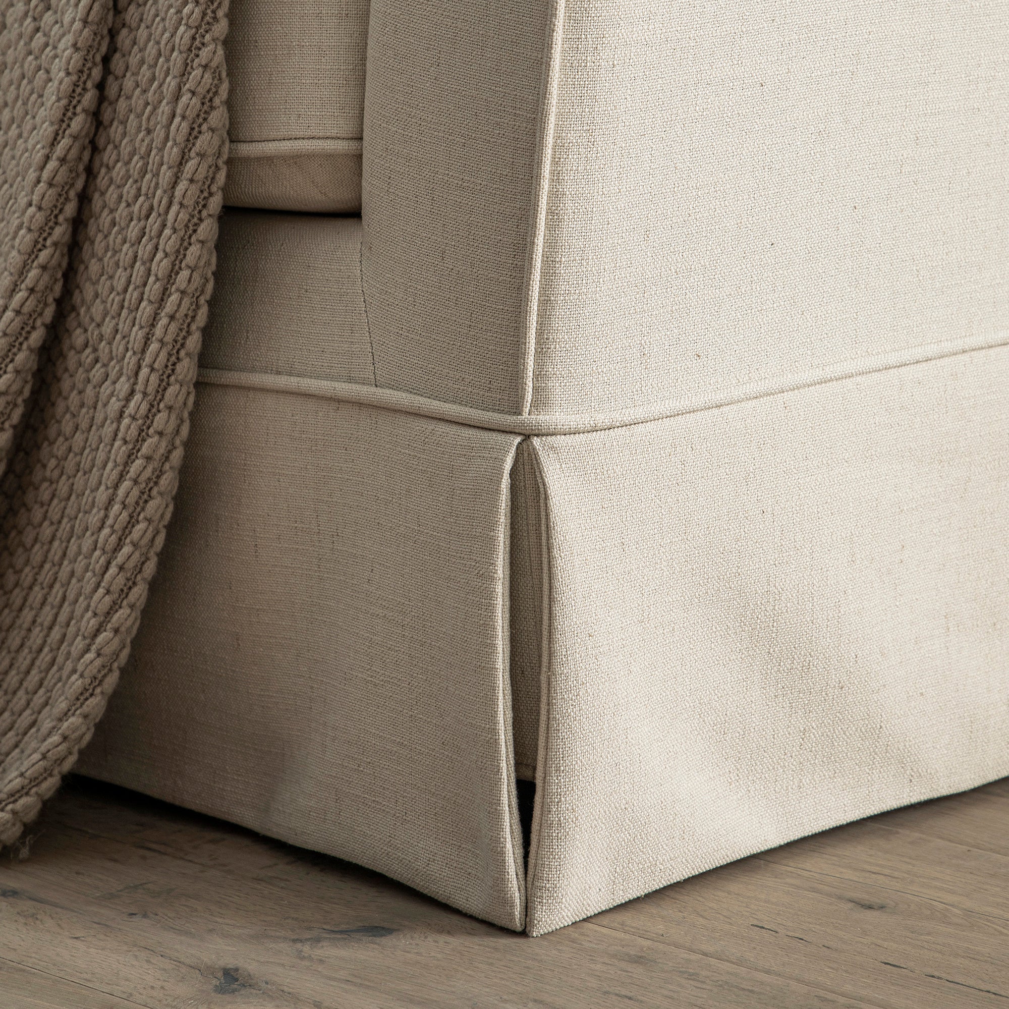Fitz Skirted Large 3-Seater Sofa, Oatmeal Linen Blend - Image 6