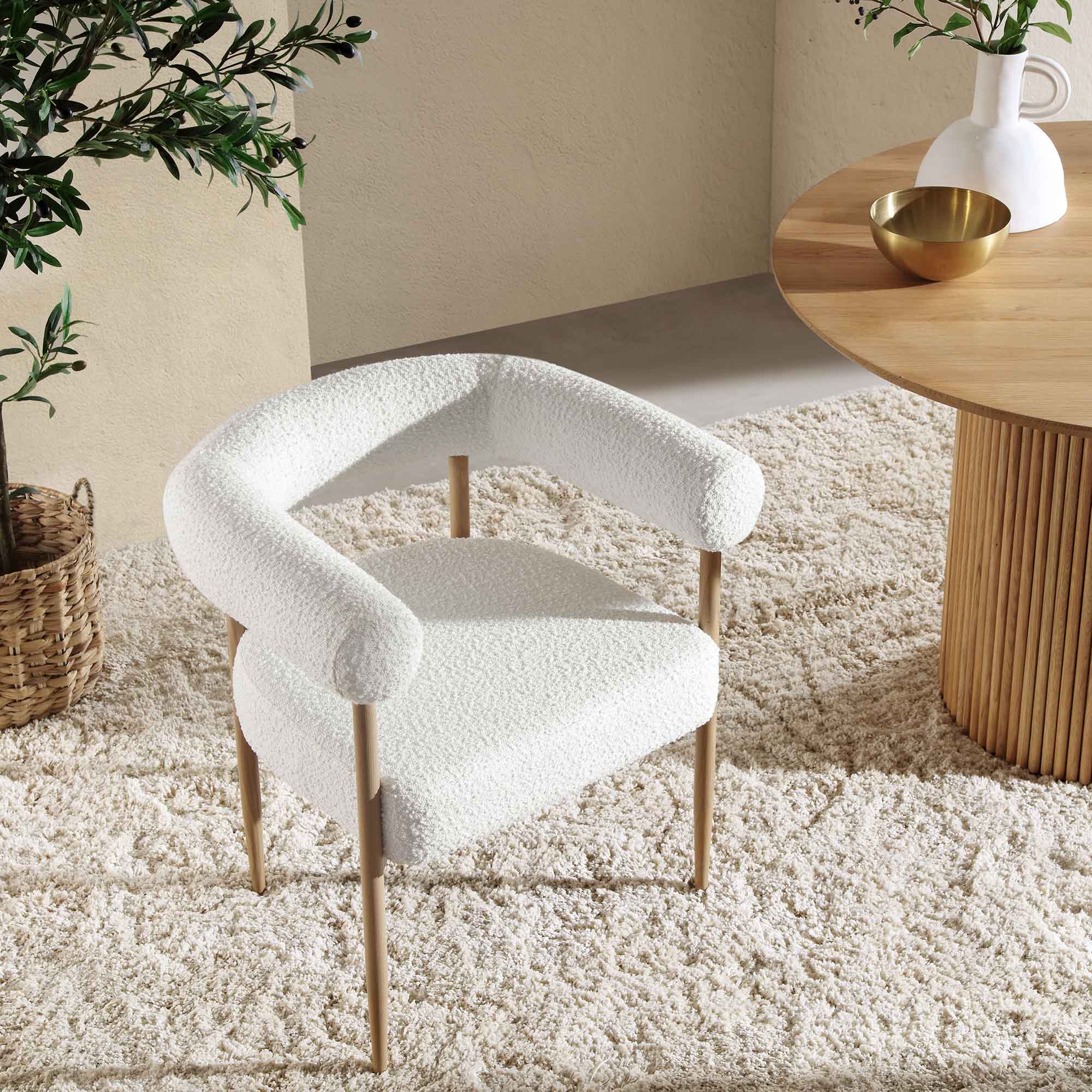 Fulbourn White Boucle Dining Chair with Natural Wood Effect Legs - Image 3