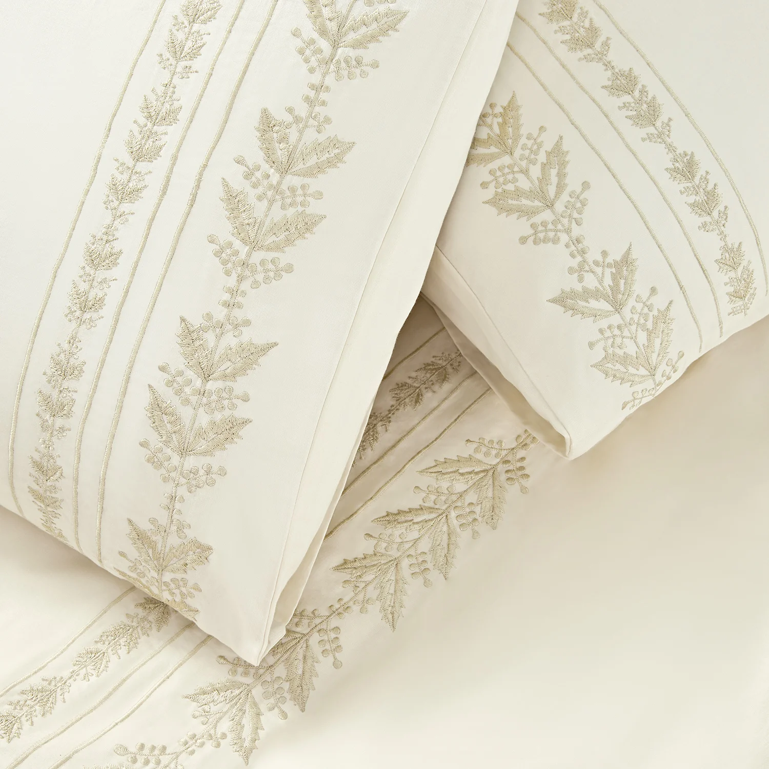 Gabrielle Ivory Leaf Embroidered 600 Thread Count Cotton Sateen Duvet Set - Image 3