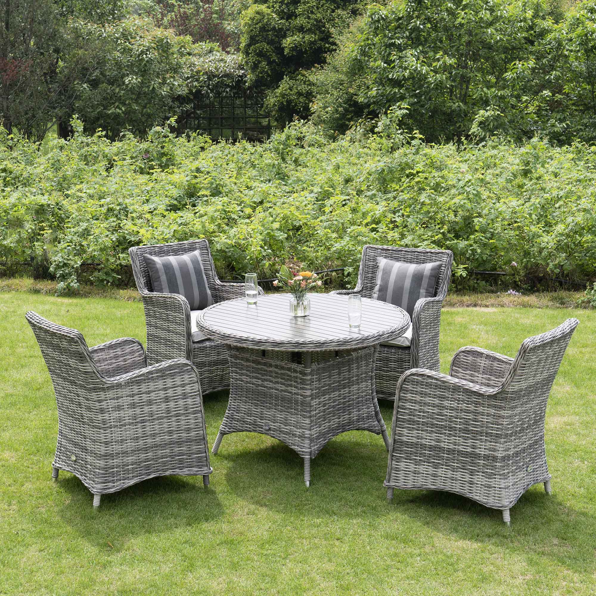 Hampshire 4-Seater Round Wicker Rattan Dining Set, Light Grey - Image 2