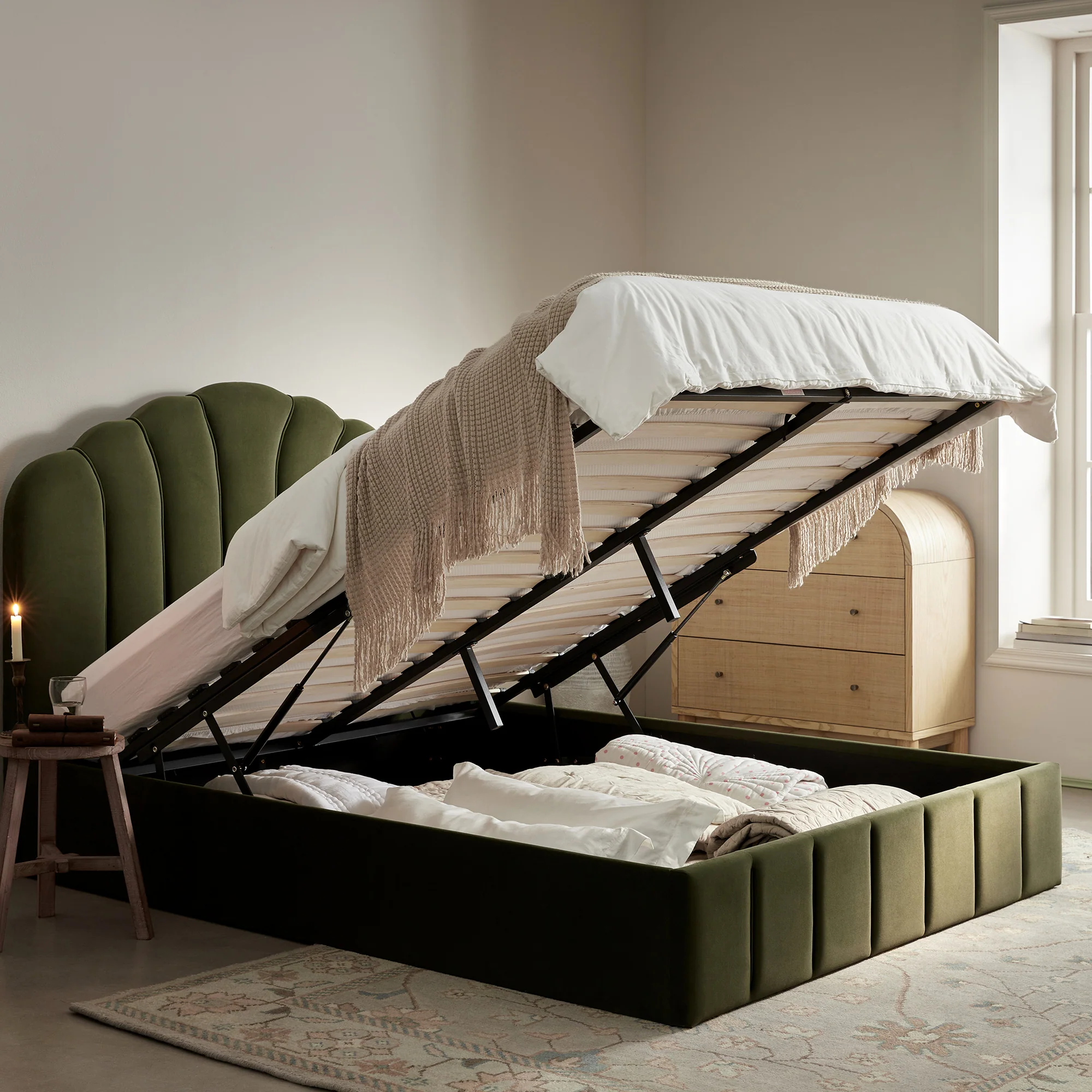 Hana Ottoman Storage Bed, Moss Green Velvet - Image 3