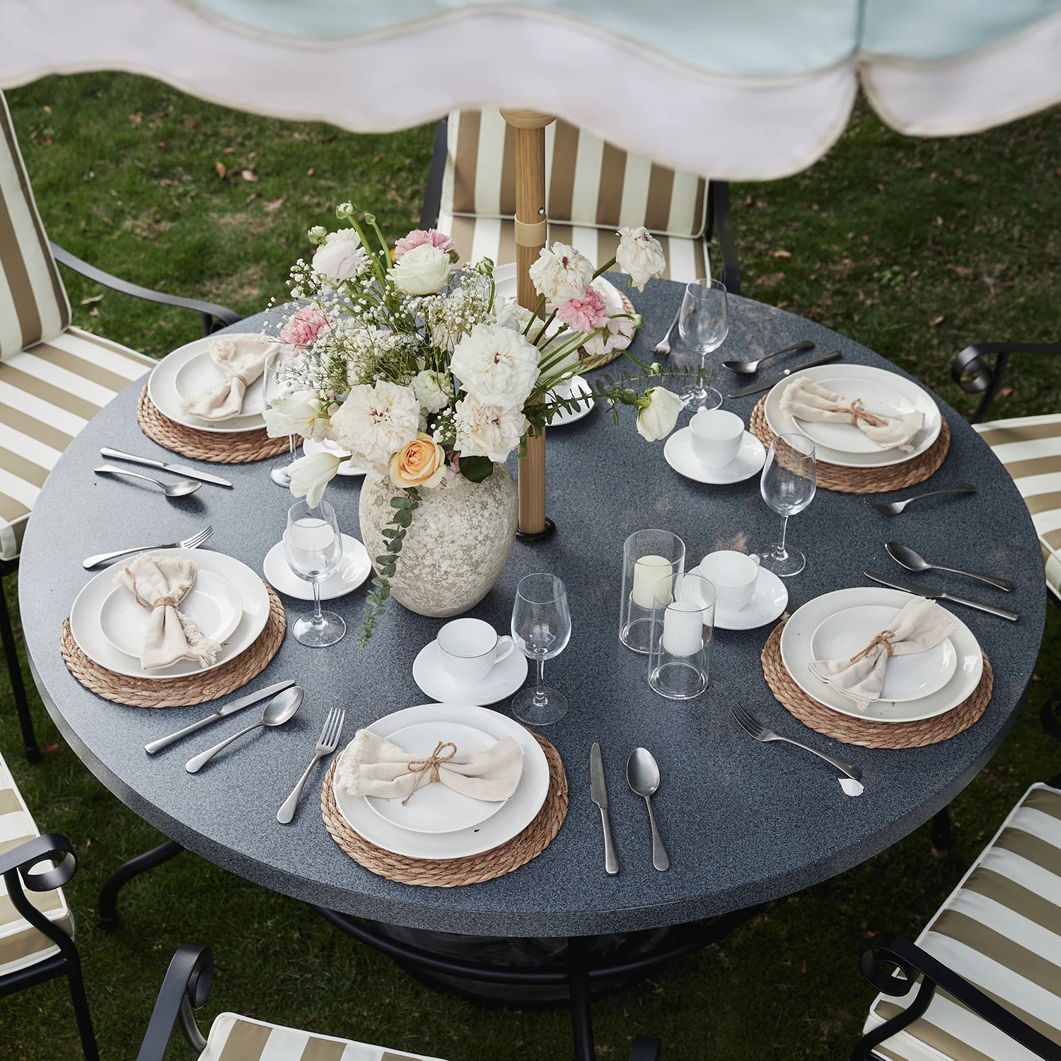 Haymes Indoor and Outdoor Metal 6-Seater Round Dining Set, Khaki Stripe - Image 4