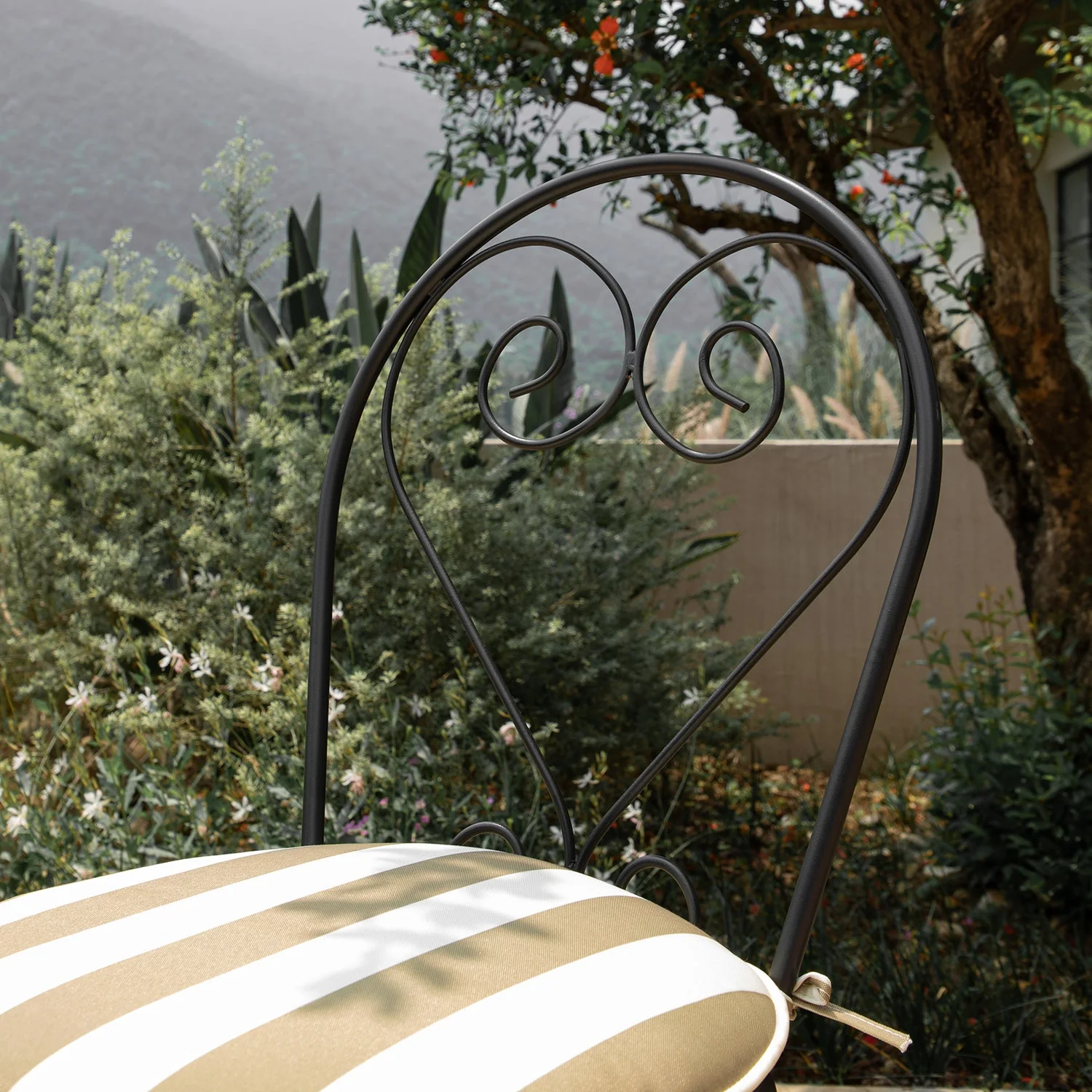 Haymes Metal Indoor and Outdoor Bistro Set, Khaki Stripe - Image 5