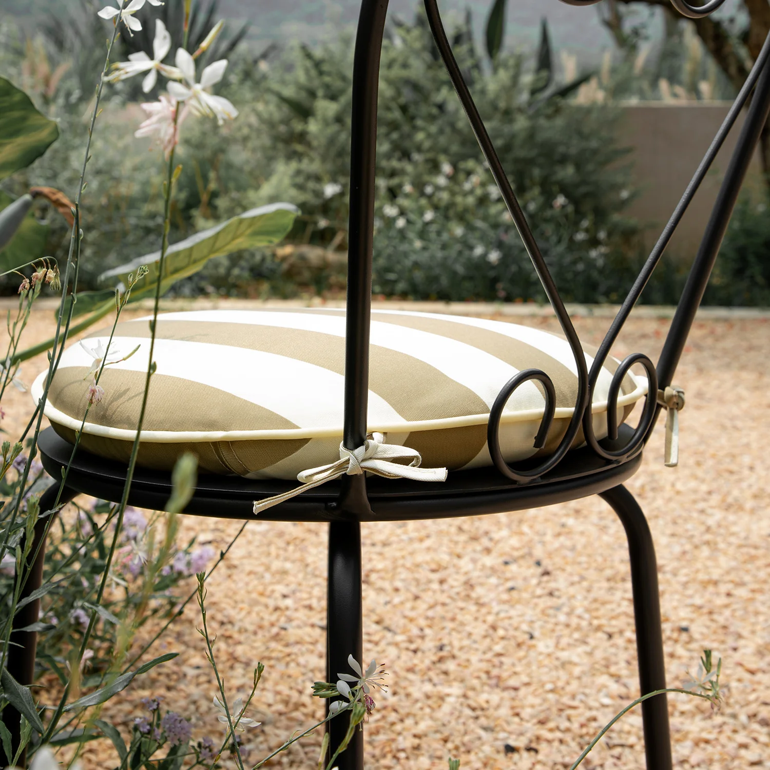 Haymes Metal Indoor and Outdoor Bistro Set, Khaki Stripe - Image 6
