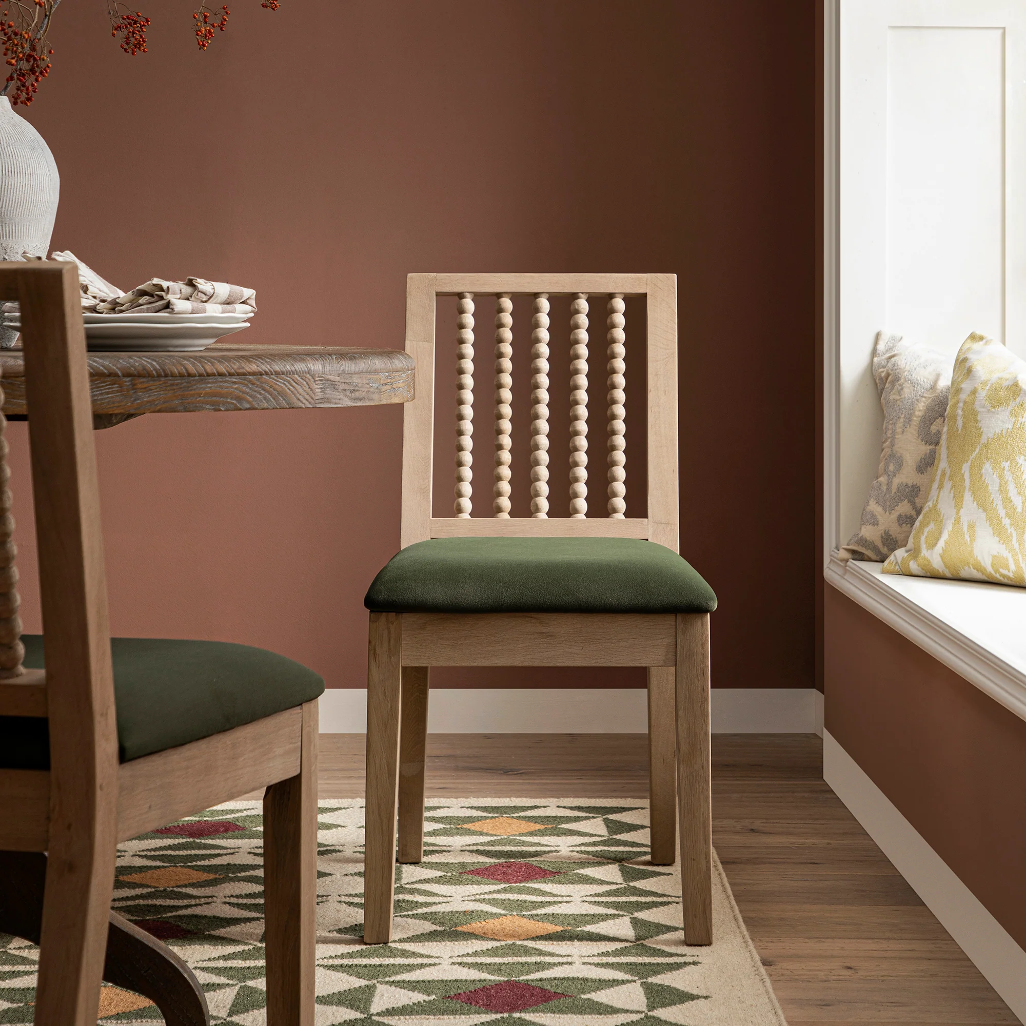 Hemingford Set of 2 Moss Green Velvet Bobbin Spindle Washed Oak Dining Chairs - Image 8