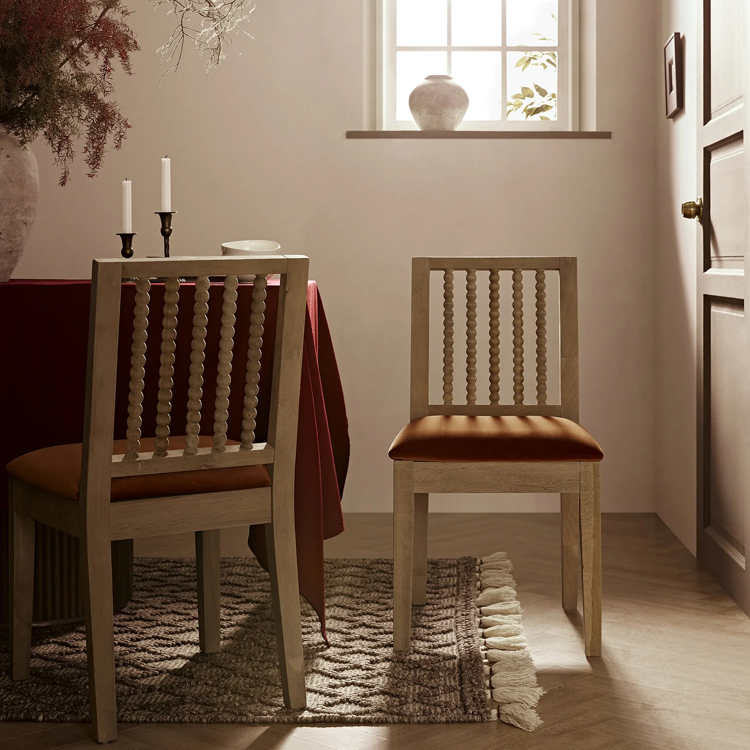 Hemingford Set of 2 Rust Velvet Bobbin Spindle Washed Oak Dining Chairs - Image 2