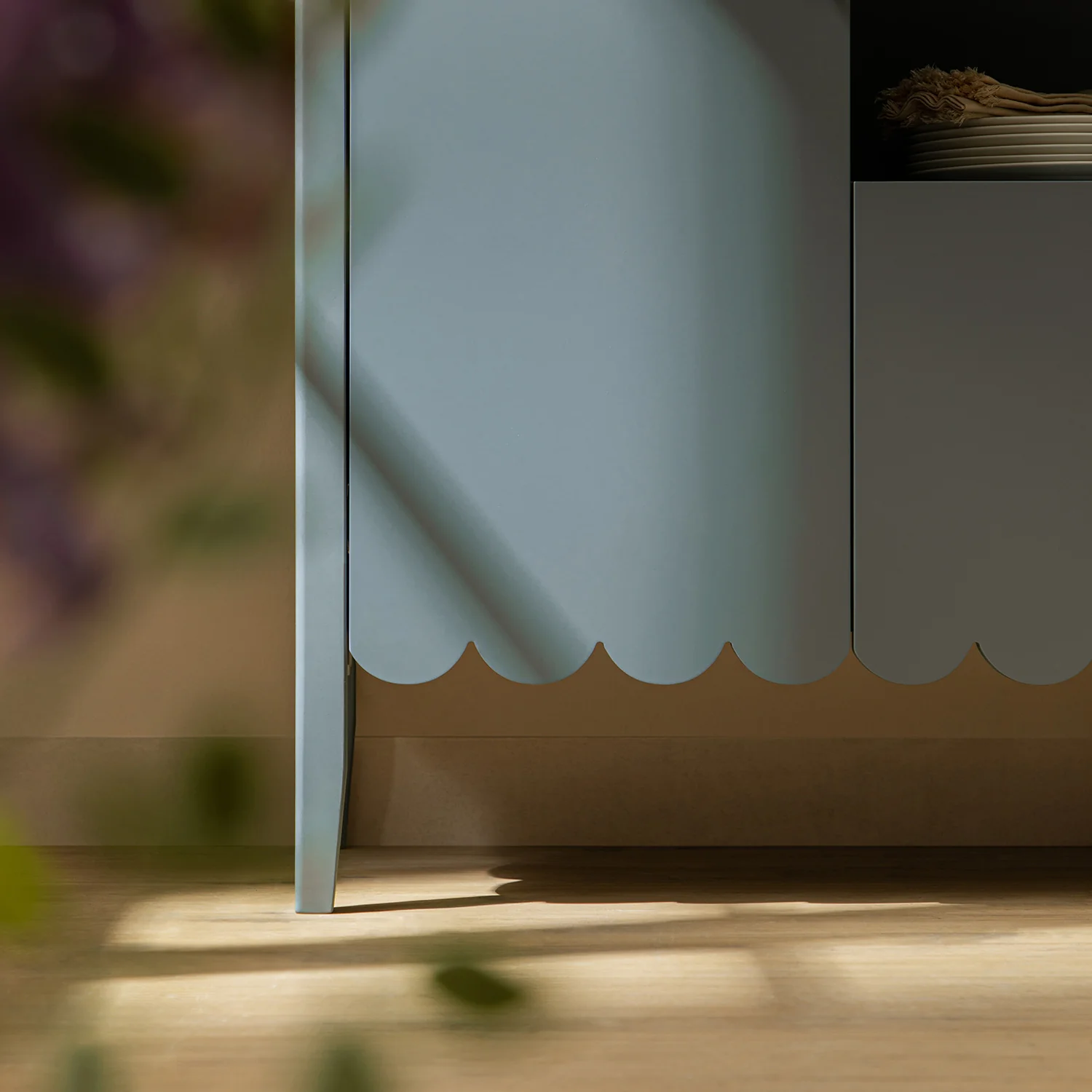 Henley Scalloped Edge 150cm Wide Sideboard with Open Shelf, Blue Spruce - Image 6
