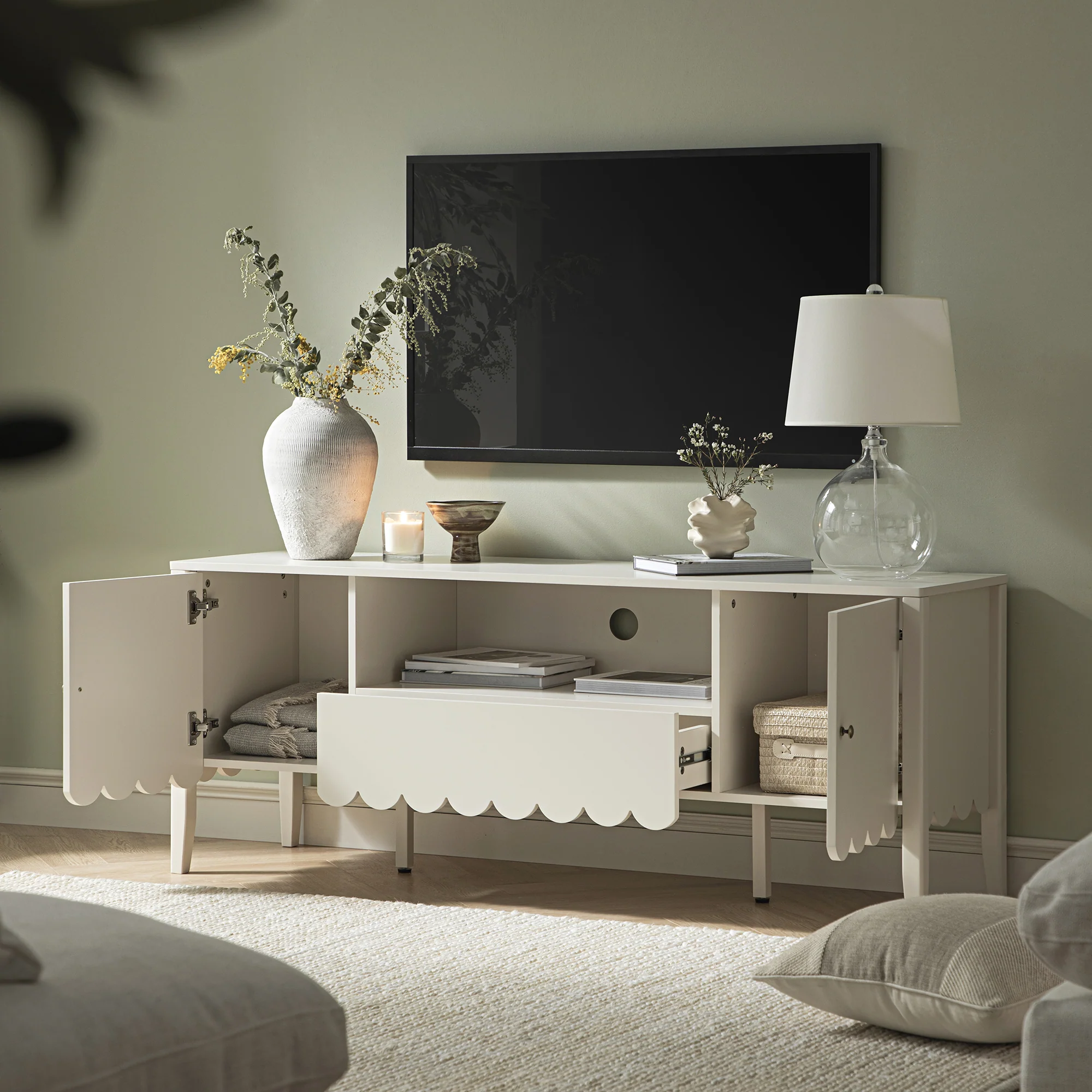 Henley Scalloped Edge 150cm Wide TV Unit, Light Sand - Image 3