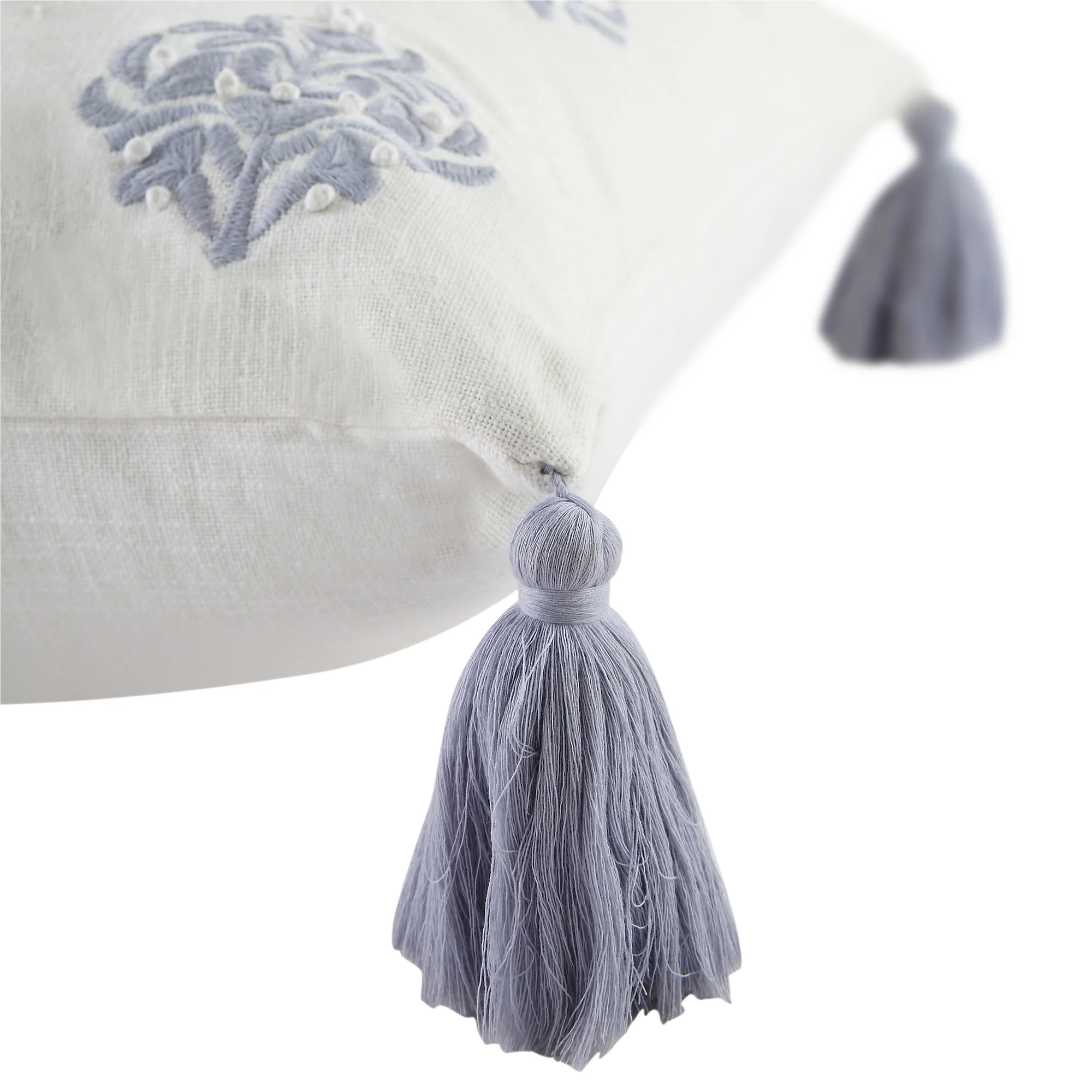 Indigo Collection Ava French Knot White cushion - Image 5