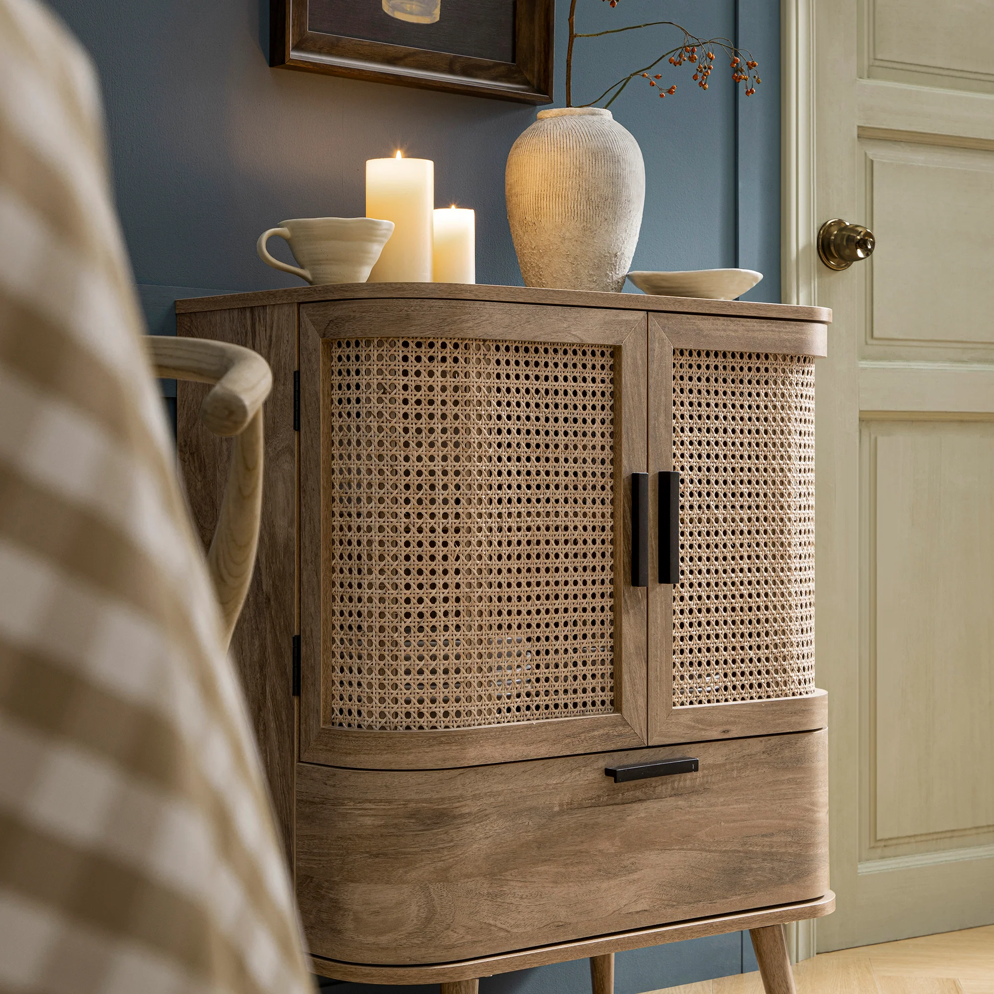 Izzy Curved Rattan 1-Drawer Small Sideboard, Natural - Image 4