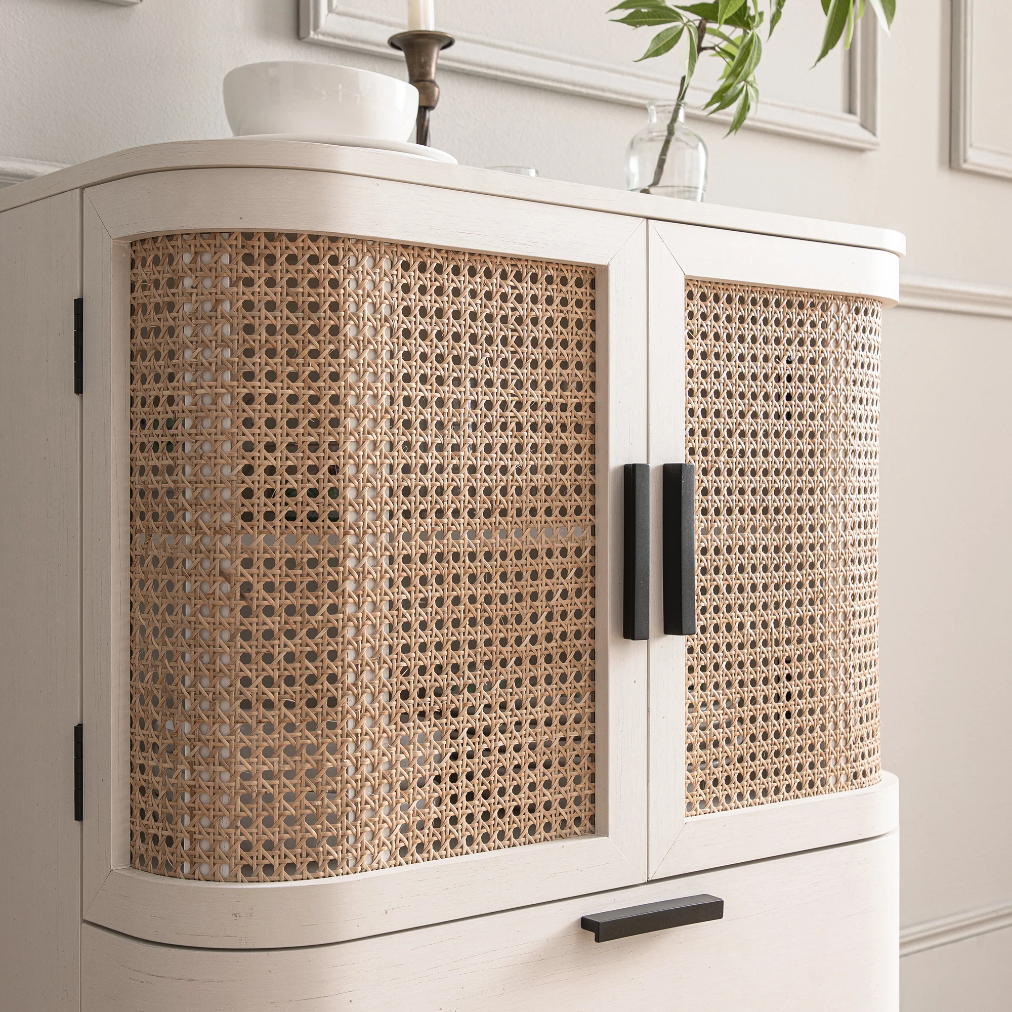 Izzy Curved Rattan 1-Drawer Small Sideboard, White - Image 4