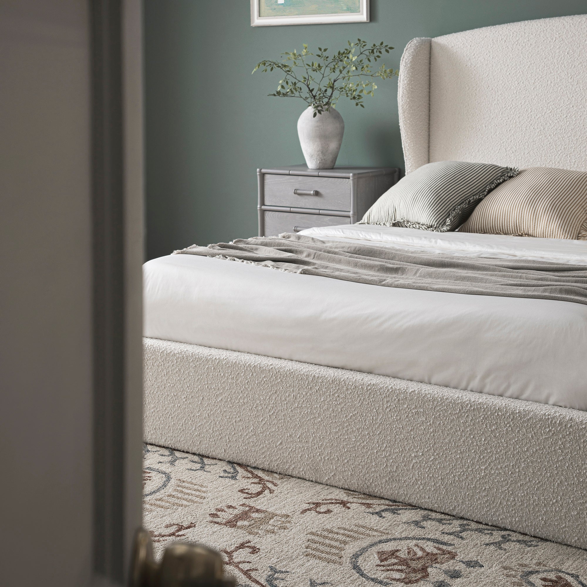 Kimberly Winged Upholstered Storage Bed, Ecru Boucle - Image 6