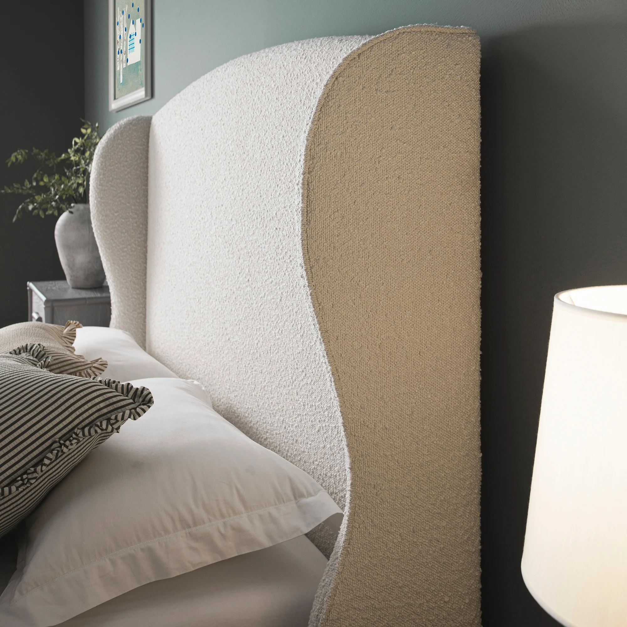 Kimberly Winged Upholstered Storage Bed, Ecru Boucle - Image 7