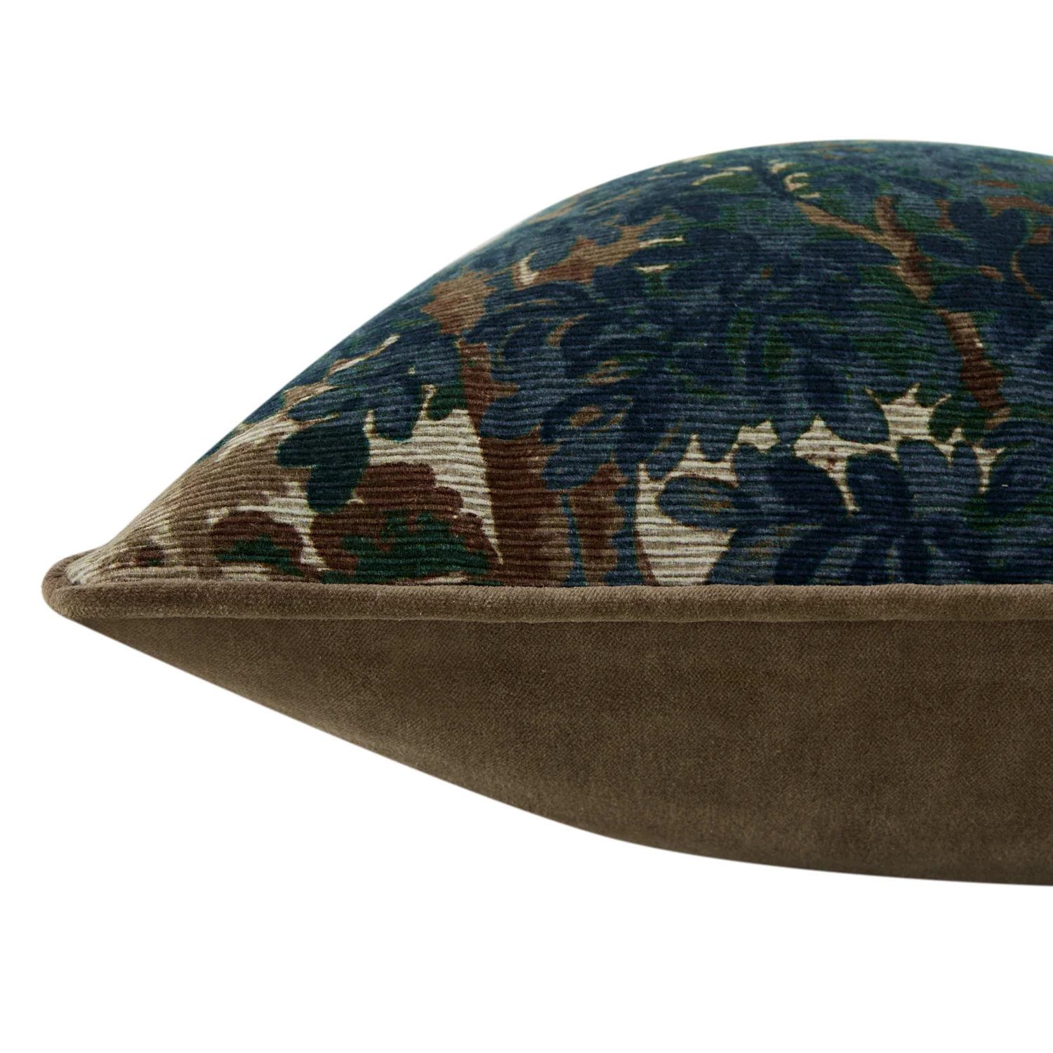 Le Bayeux Julien Ribbed Cotton Tapestry Cushion - Image 3