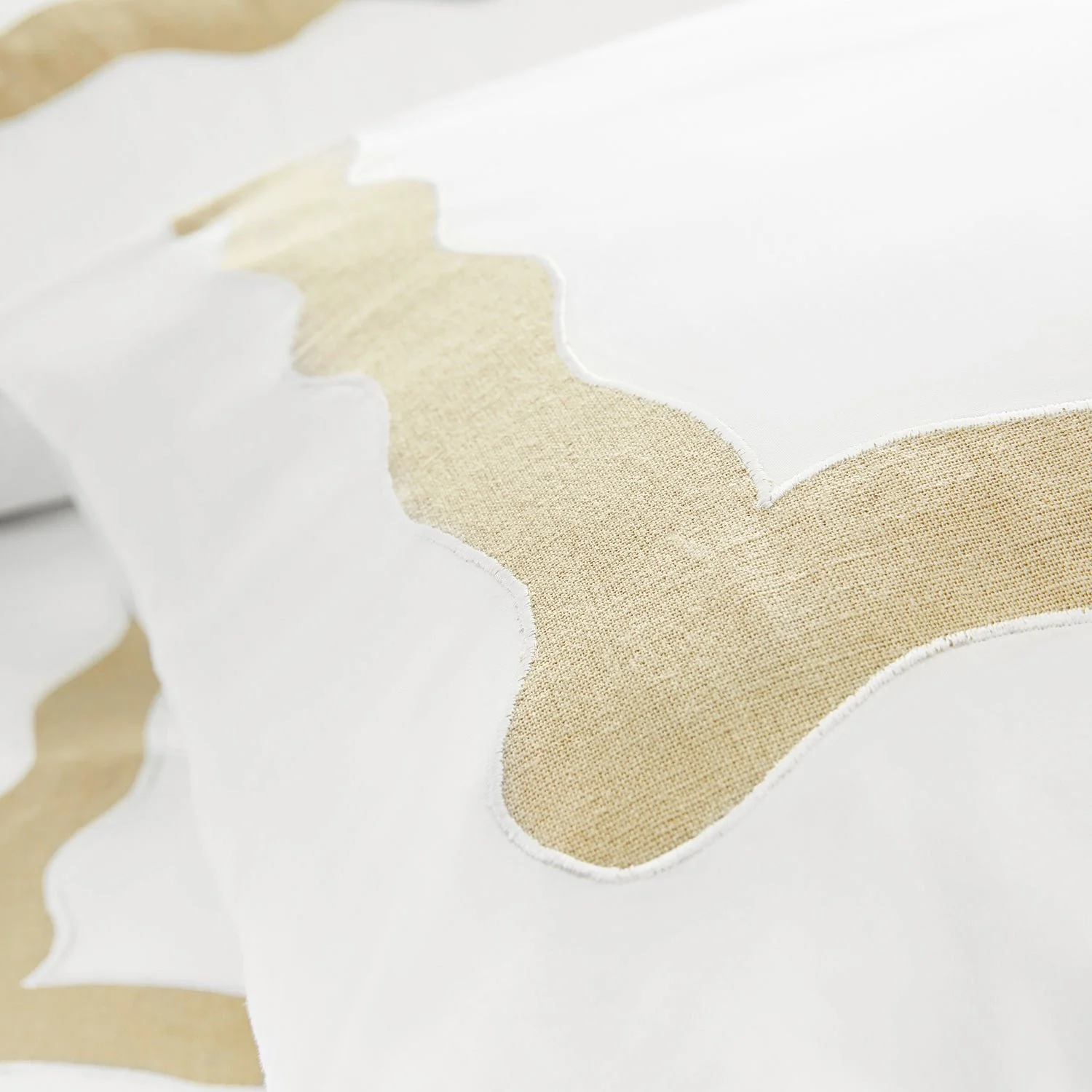 Lucinda Natural Wave 300 Thread Count Cotton Percale Duvet Set - Image 5