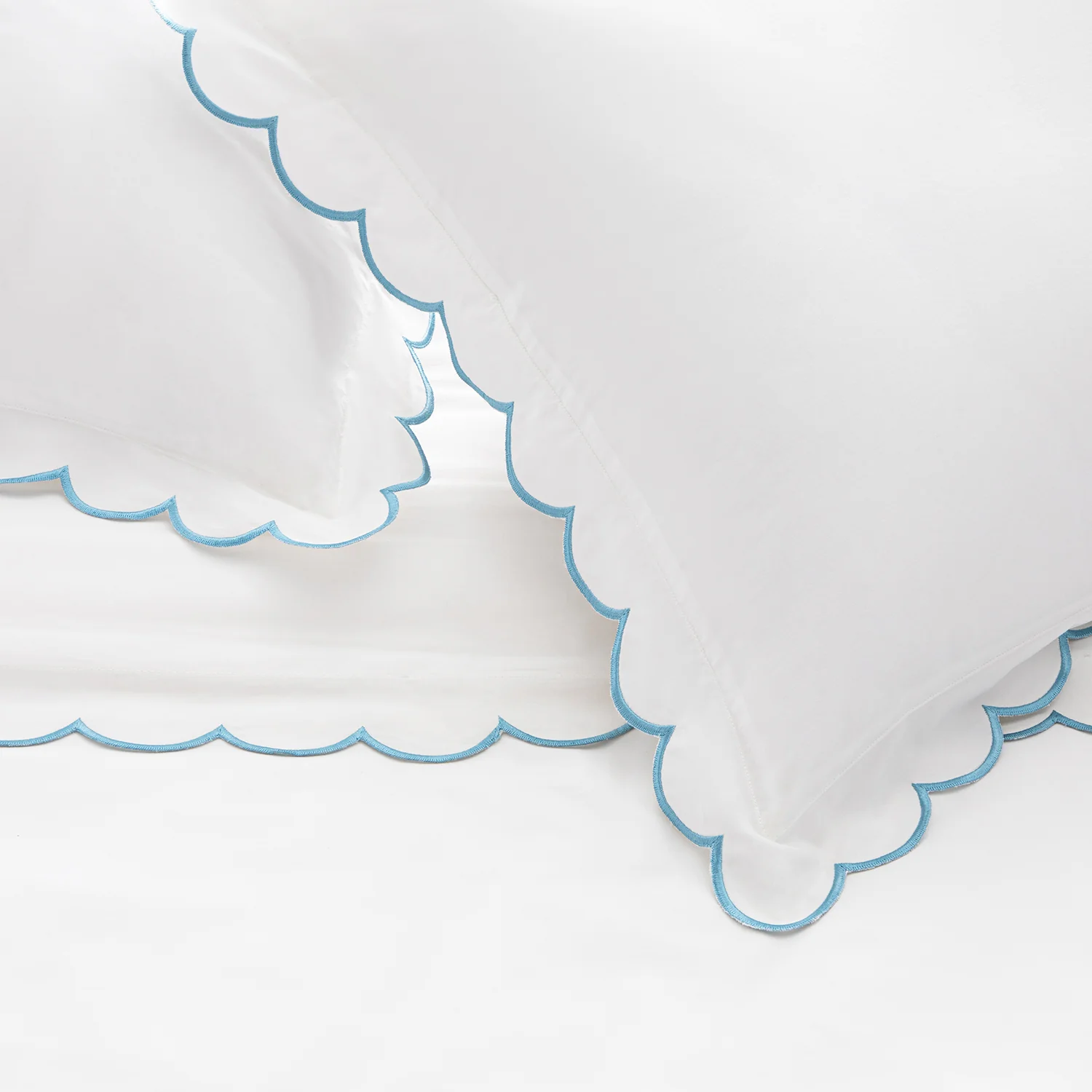 Margot Bluebell Blue Embroidered Scallop 300 Thread Count Cotton Percale Duvet Set - Image 5