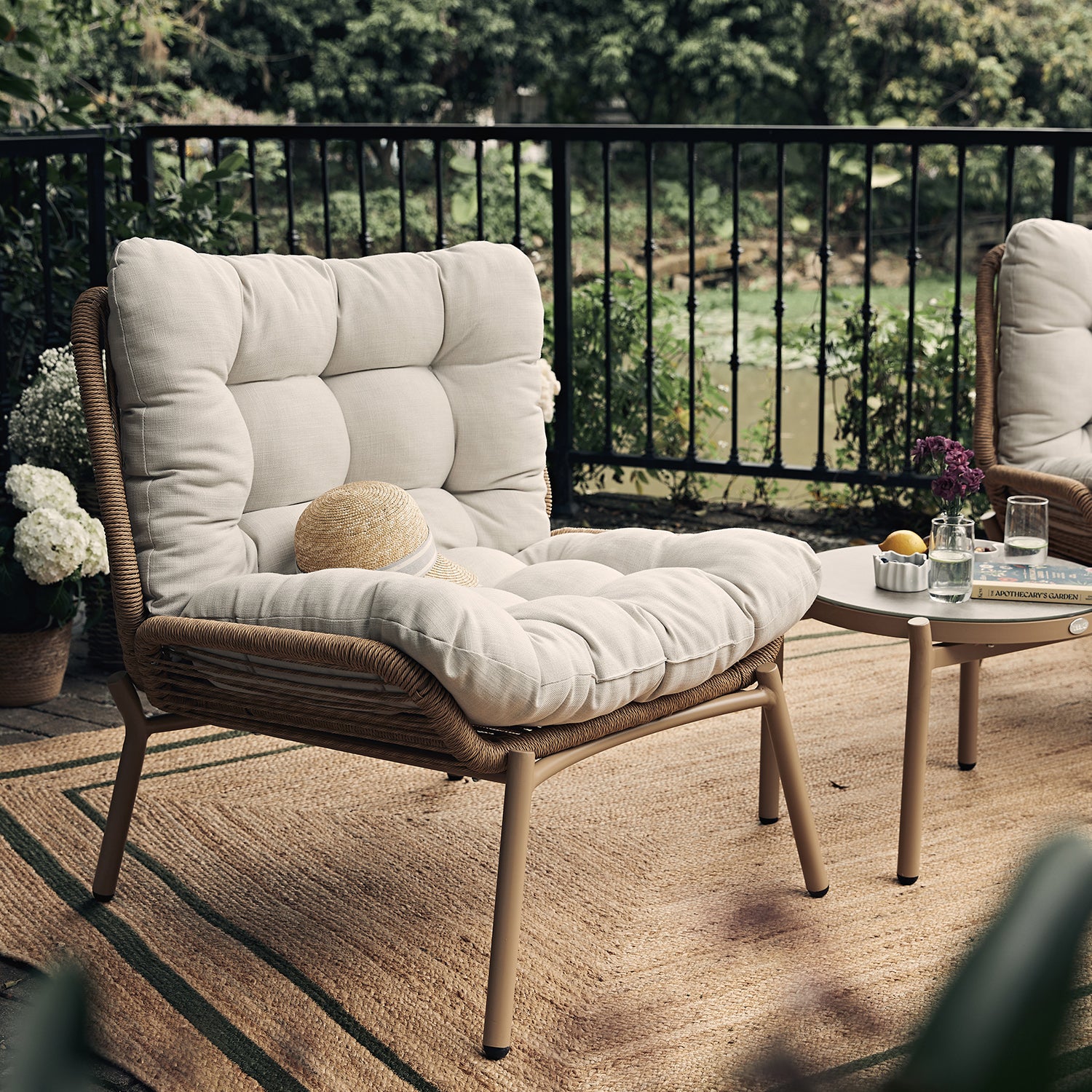 Marlowe 2-Seater Wicker and Aluminium Frame Bistro Set, Natural - Image 5