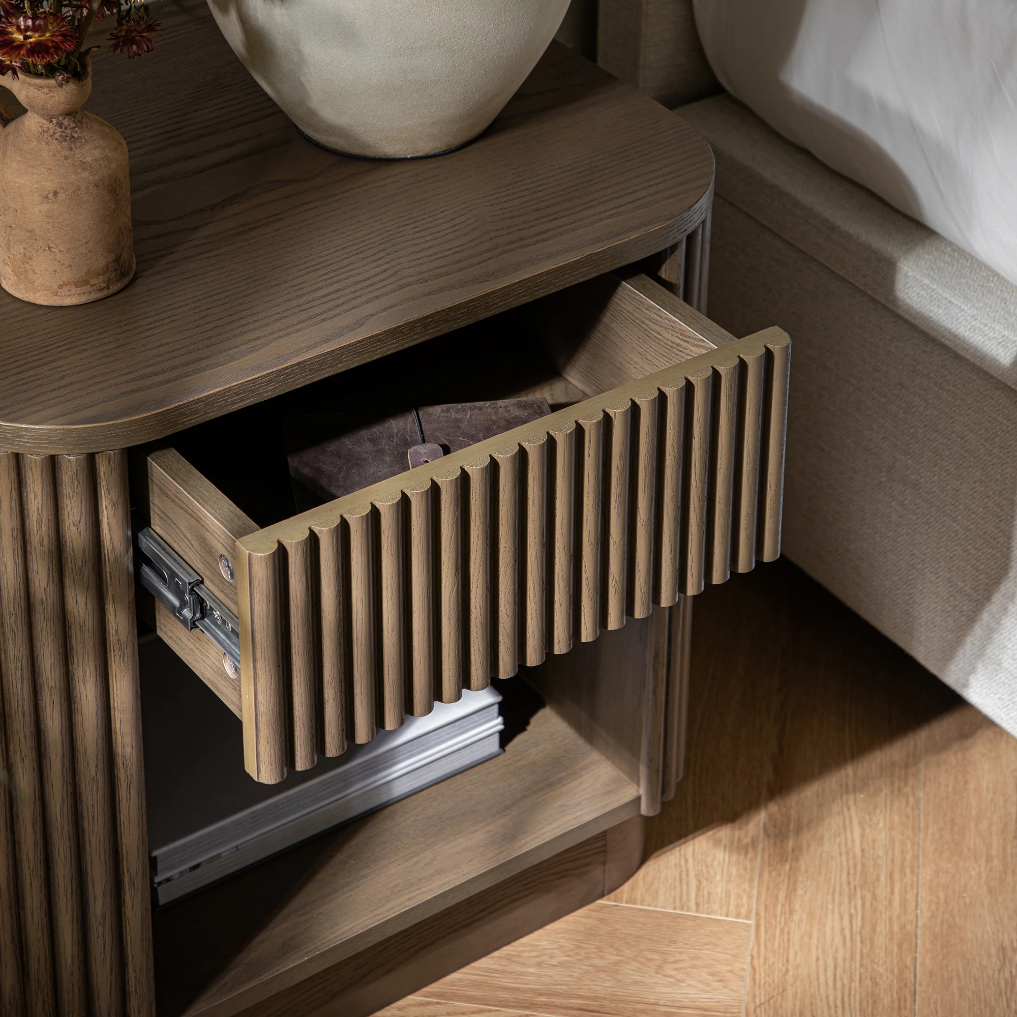 Maru 1-Drawer Bedside Table, Silver Oak - Image 4