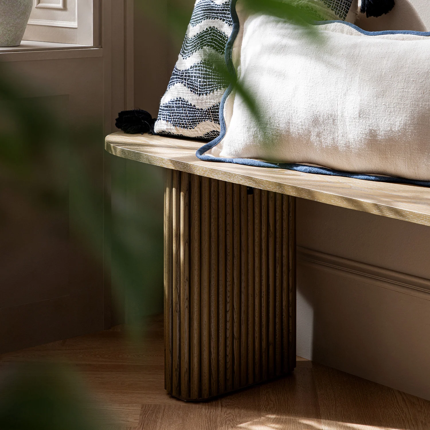 Maru 150cm Dining Bench, Silver Oak - Image 3