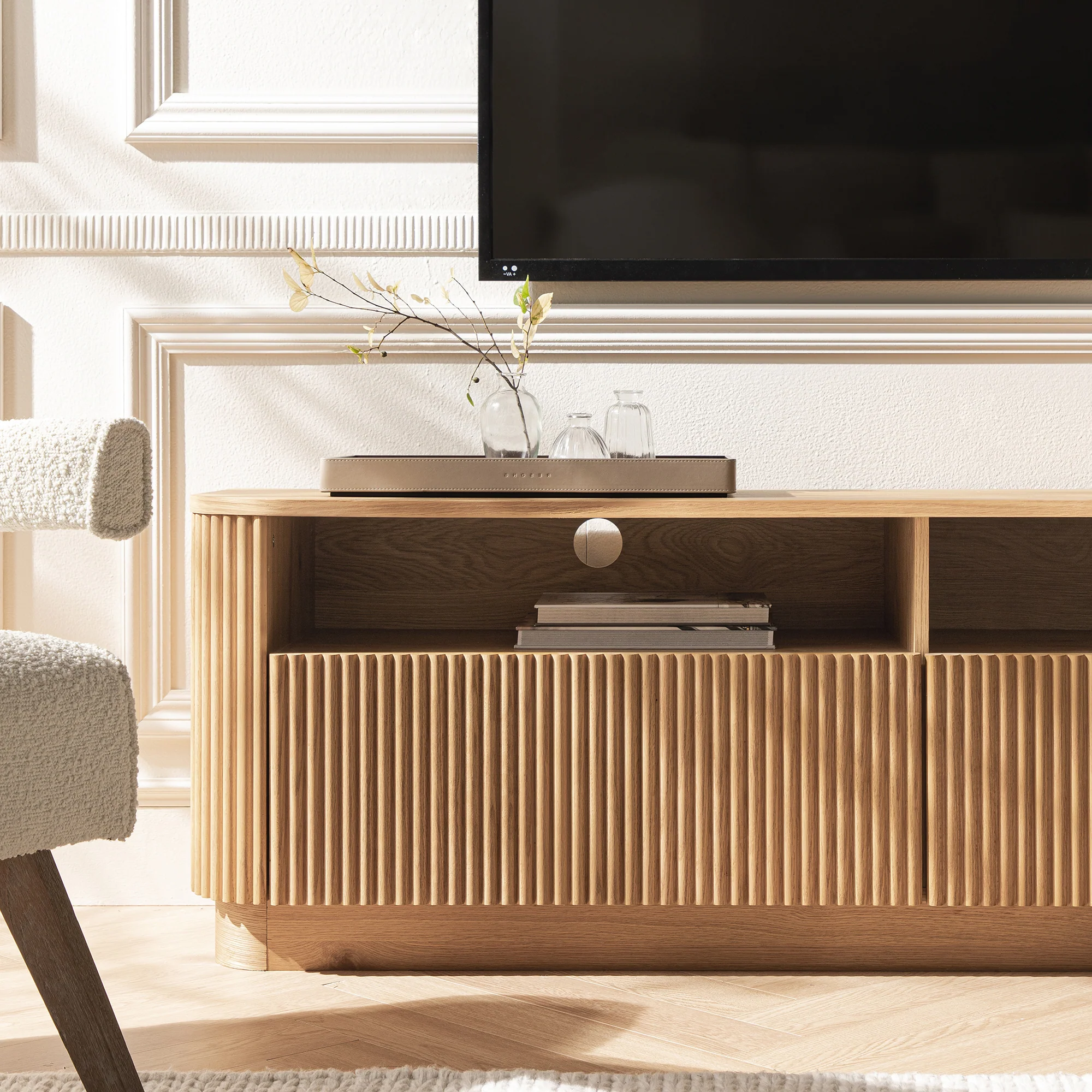 Maru 162cm TV Unit with Drawers, Oak - Image 3