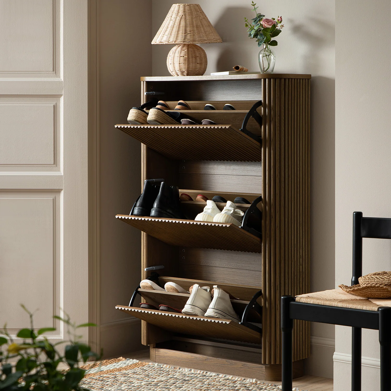 Maru 3-Door Shoe Storage Cabinet, Silver Oak - Image 3